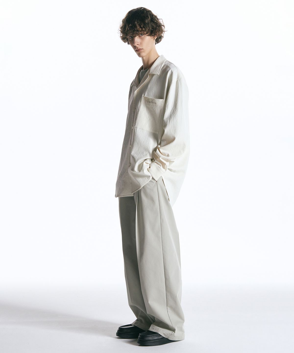 인사일런스(INSILENCE) 와이드 치노 팬츠 GREY BEIGE