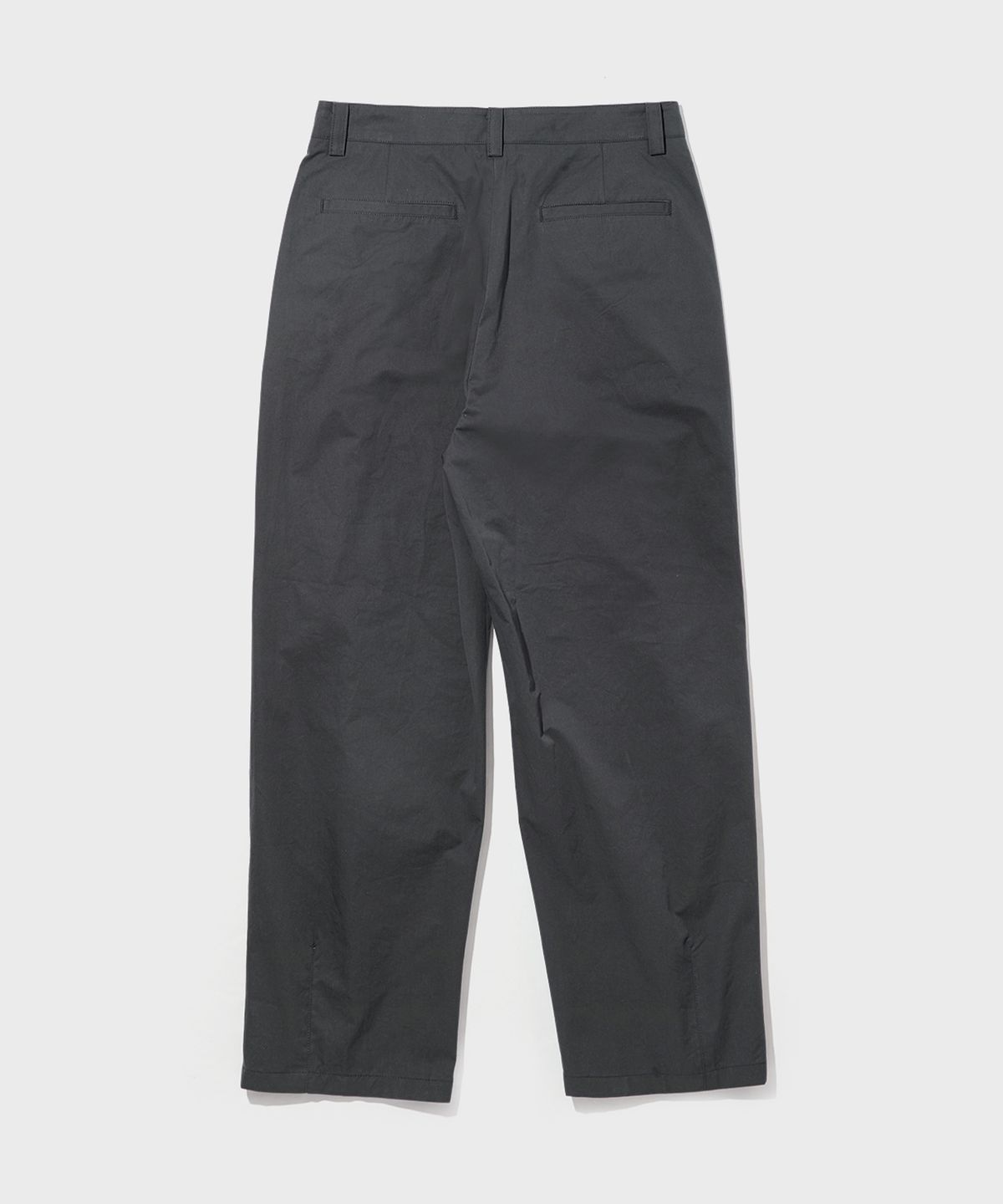 더블유엠씨(WMC) 딥 플리츠 치노팬츠_CHARCOAL GREY