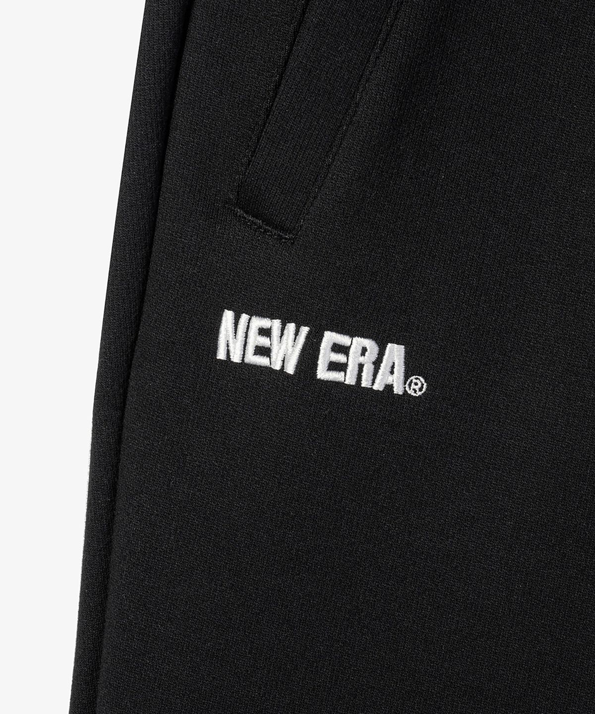 뉴에라(NEW ERA) 에센셜 조거팬츠 블랙