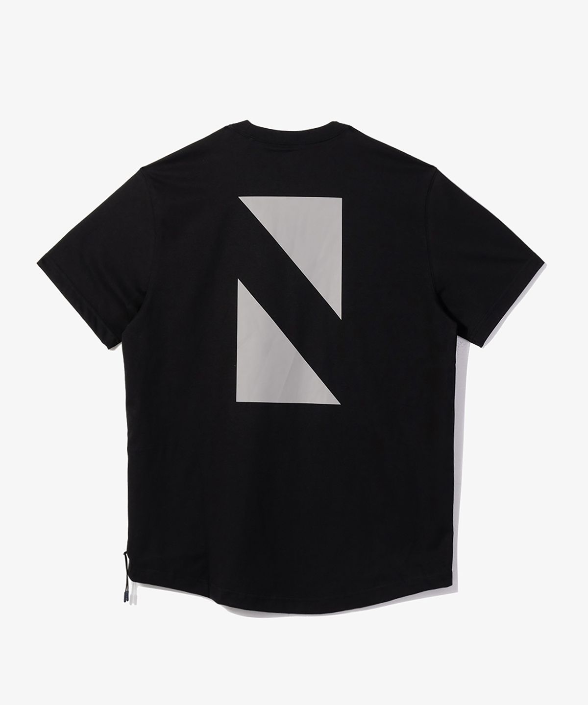 뉴에라(NEW ERA) 테크 N 트라이앵글 티셔츠 블랙