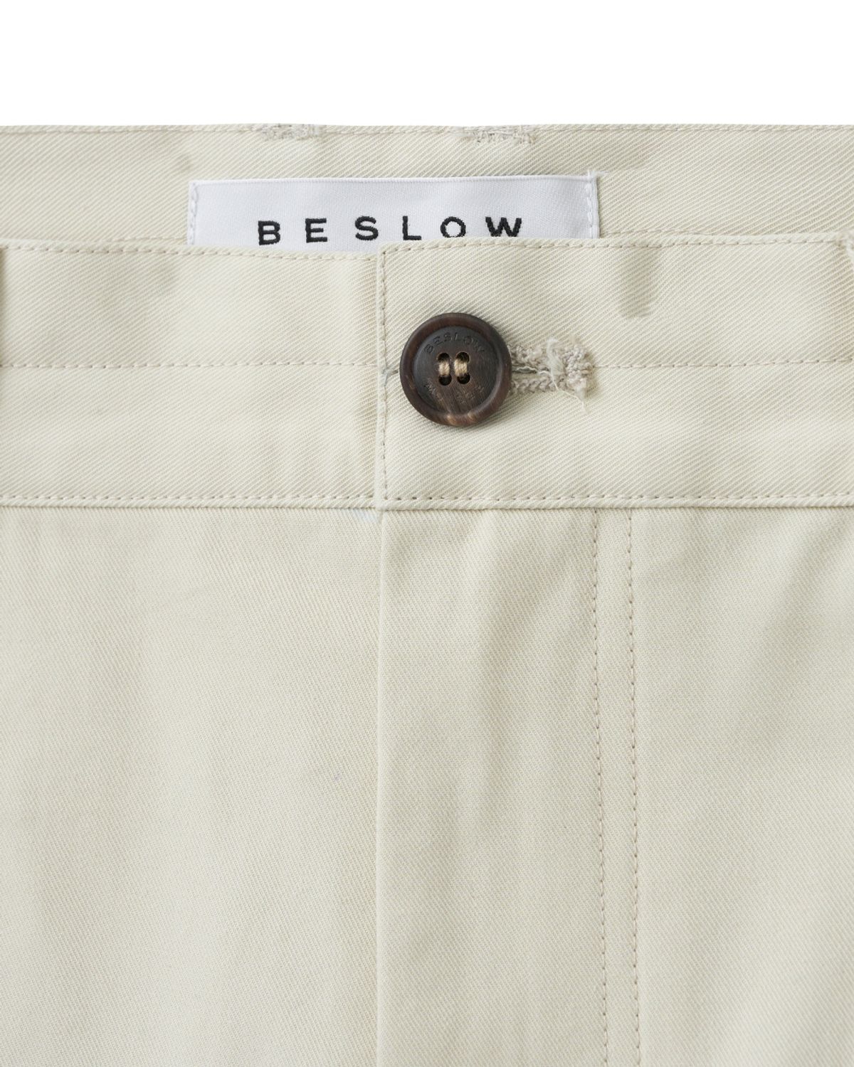 비슬로우(BESLOW) TWIST SEAM FATIGUE PANTS BEIGE