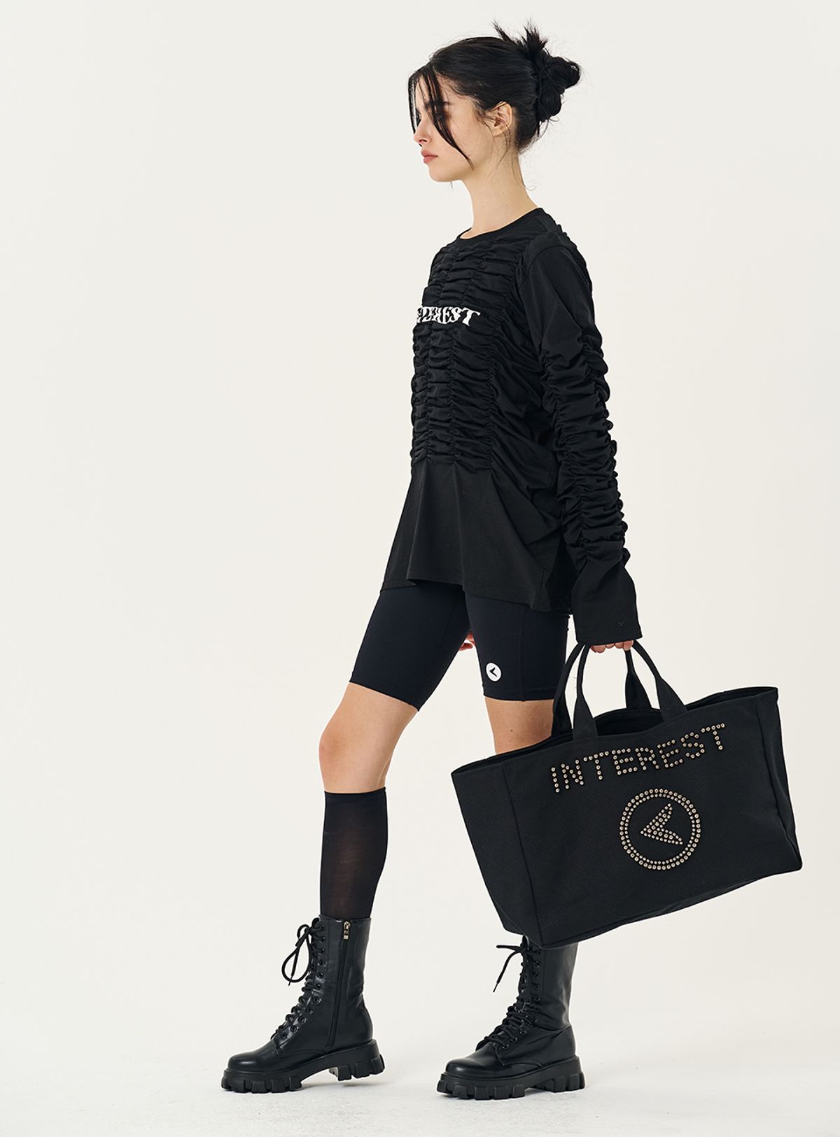 인터레스트(INTEREST) INTEREST LOGO  SHRING TOP_BLACK