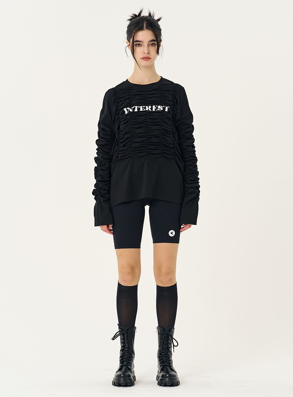 인터레스트(INTEREST) INTEREST LOGO  SHRING TOP_BLACK