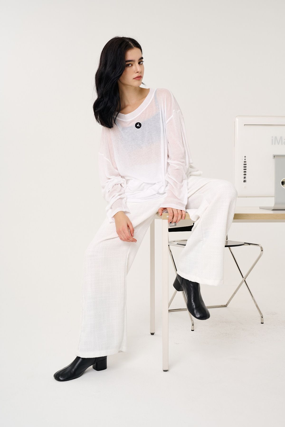 인터레스트(INTEREST) TWEED 2LINE TAPE PANTS_WHITE