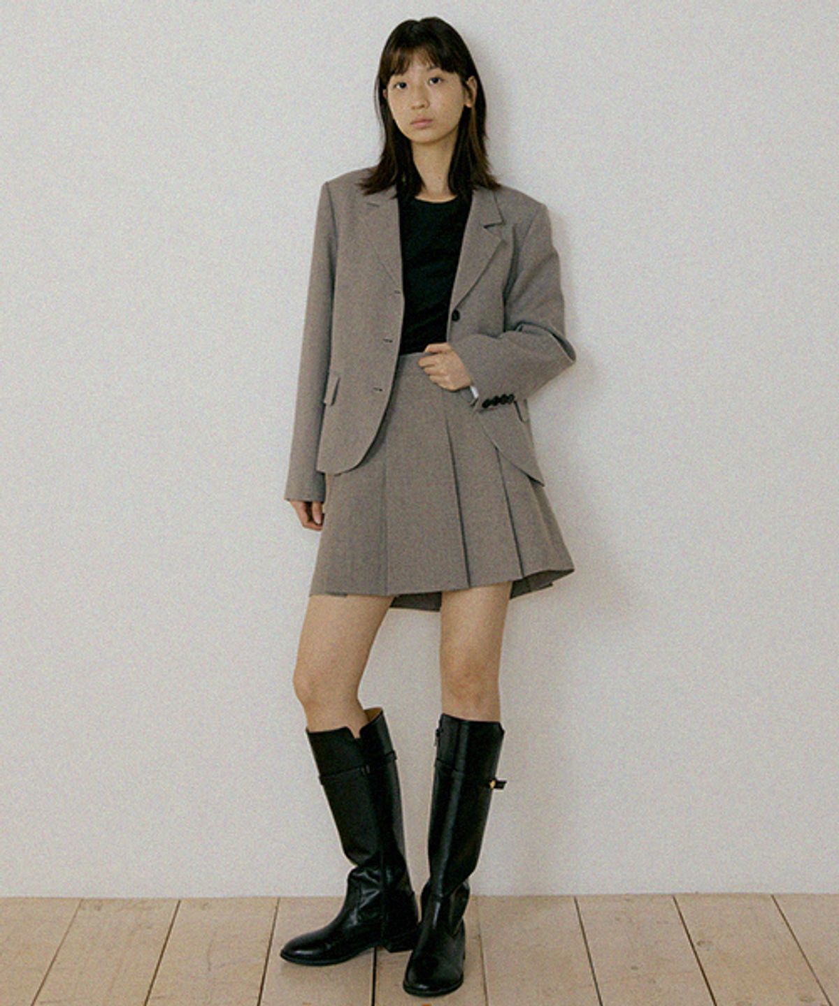 링서울(LINGSEOUL) pleated short skirt-gray