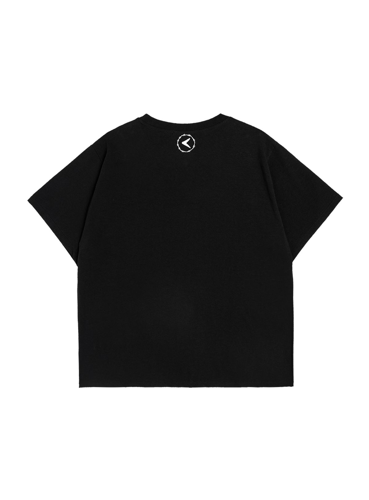 인터레스트(INTEREST) HEART WIRE SLOGAN OVERFIT TOP_BLACK