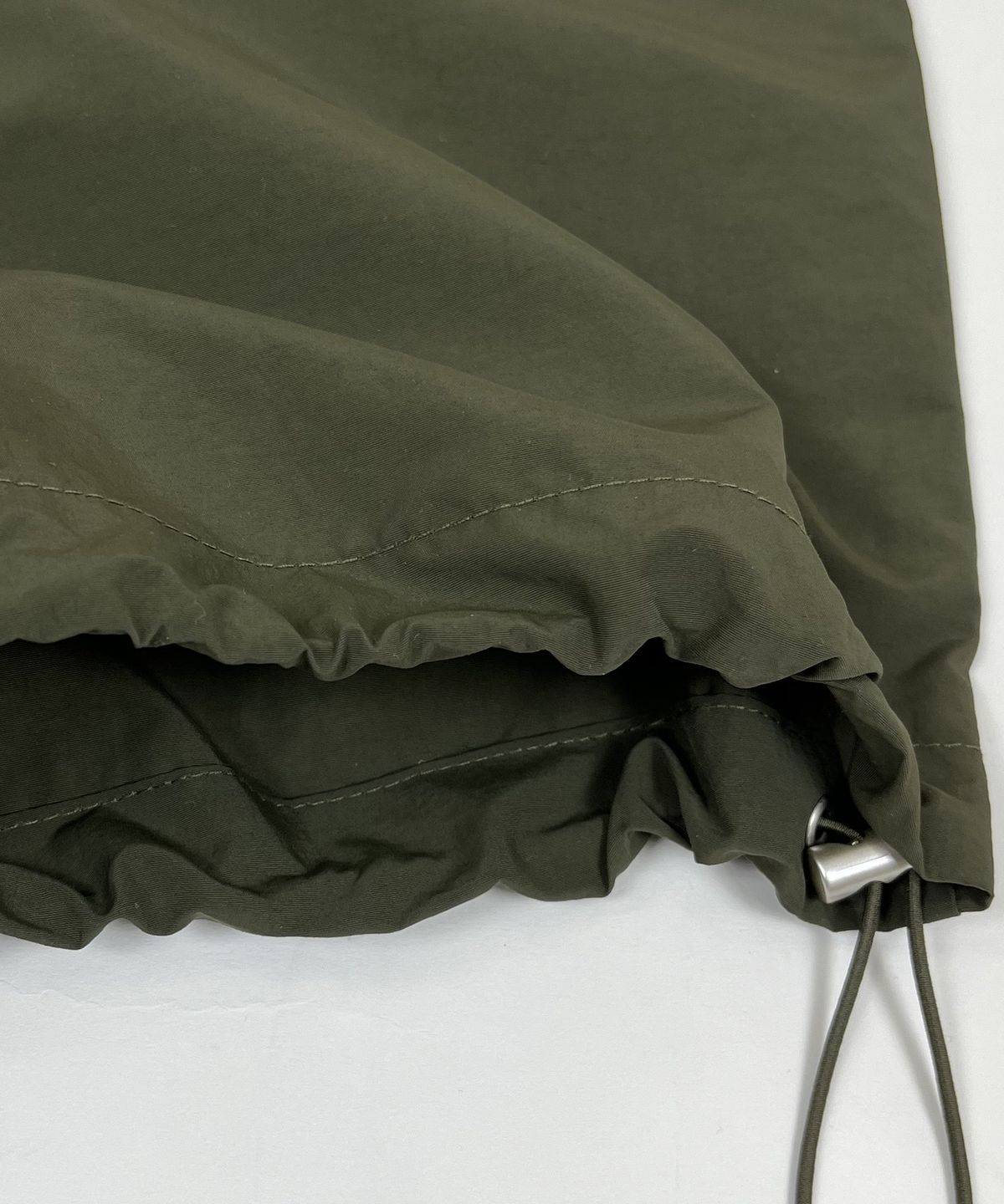 스케이터락(SK8ER ROCK) Knee tuck cargo nylon wide pants dark khaki