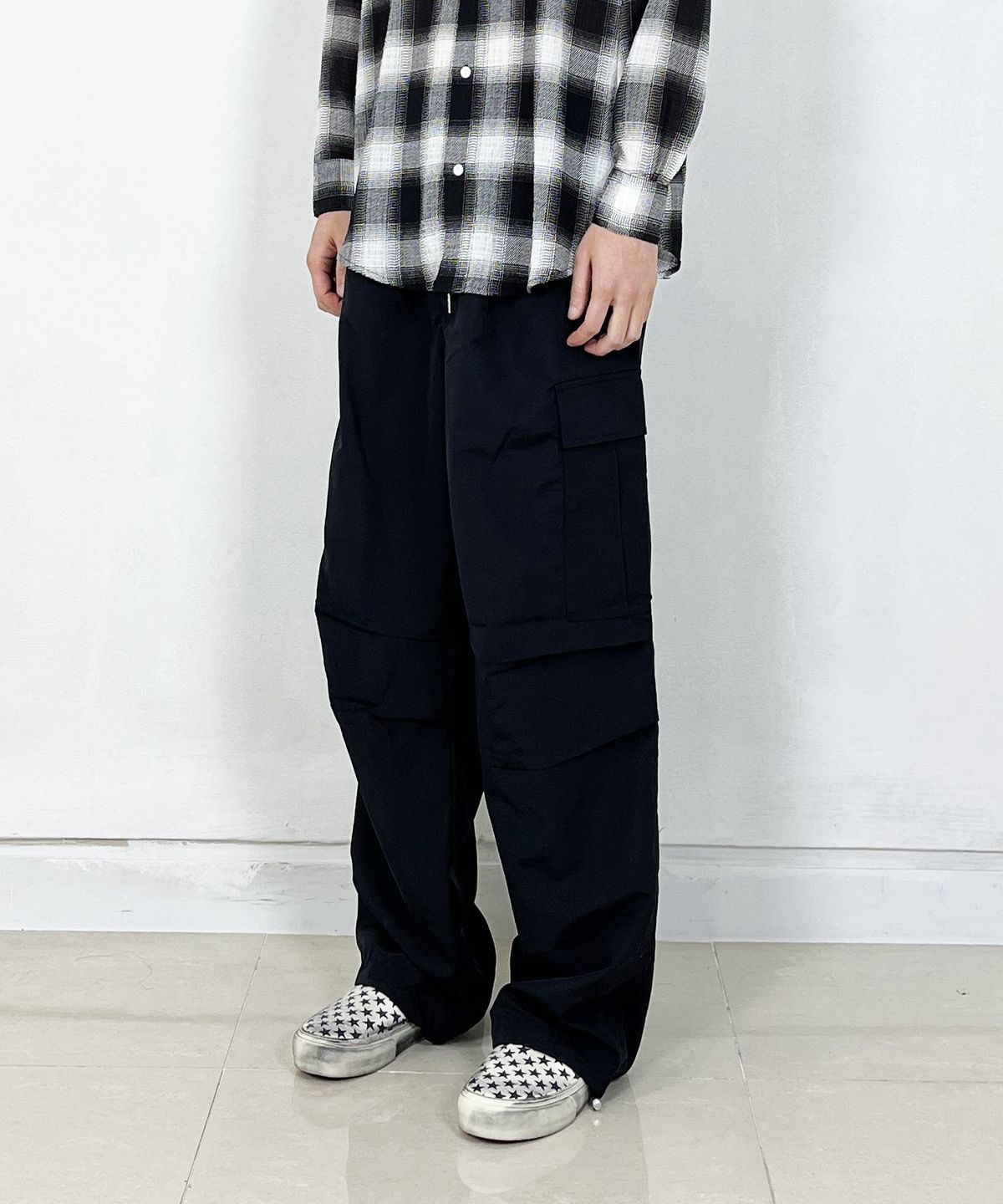 스케이터락(SK8ER ROCK) Knee tuck cargo nylon wide pants black