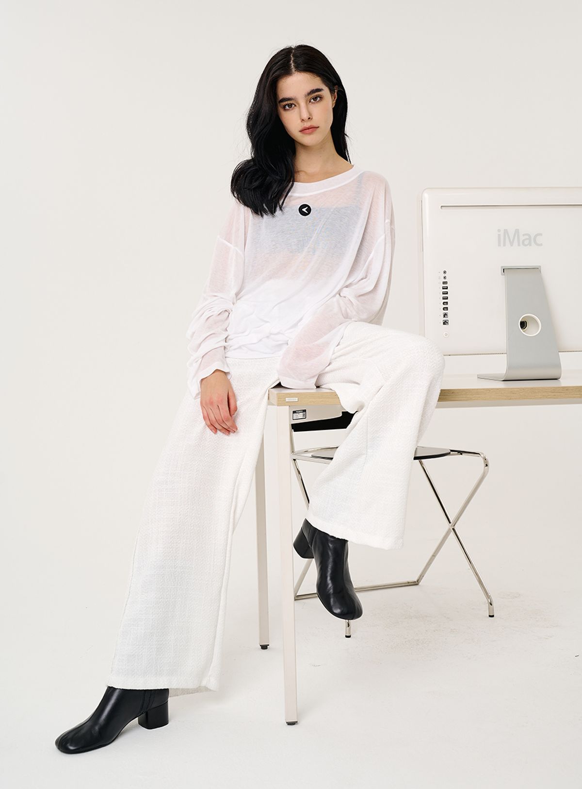 인터레스트(INTEREST) CUT OUT SLEELVE TOP_WHITE