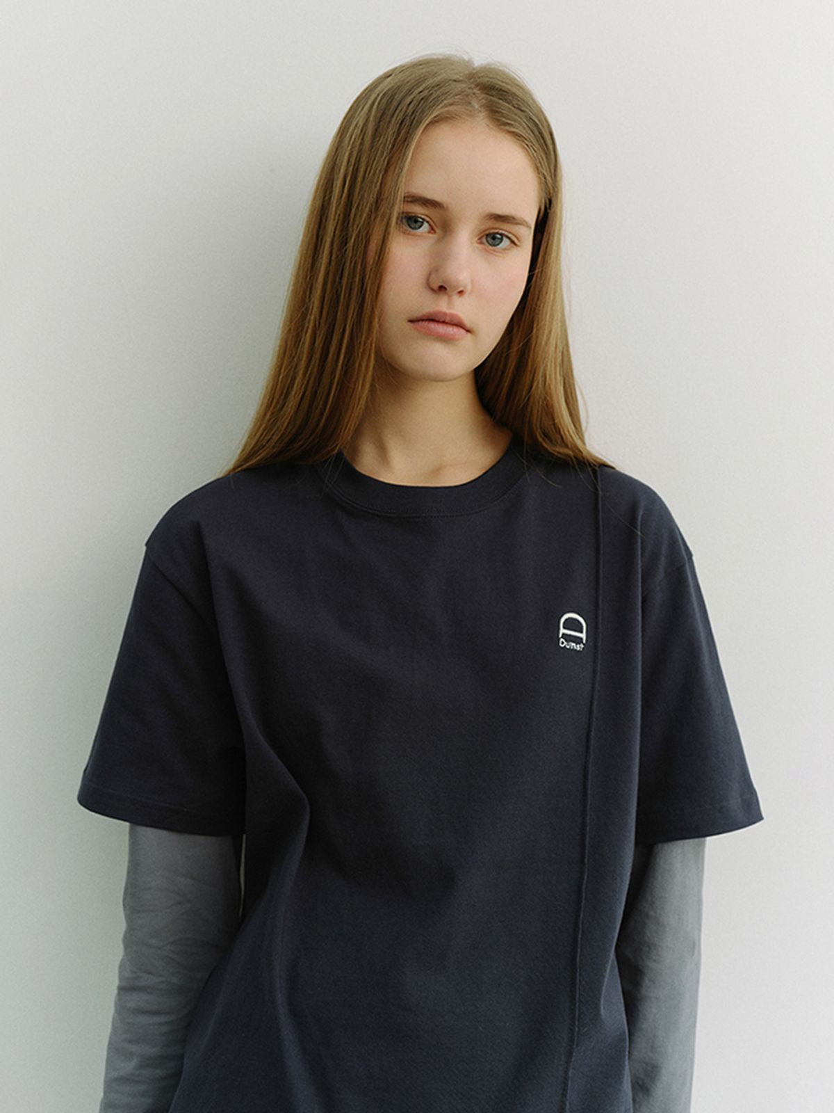 던스트(DUNST) UNISEX LOGO CREASE T-SHIRT_UDTS6A111_FRENCH NAVY