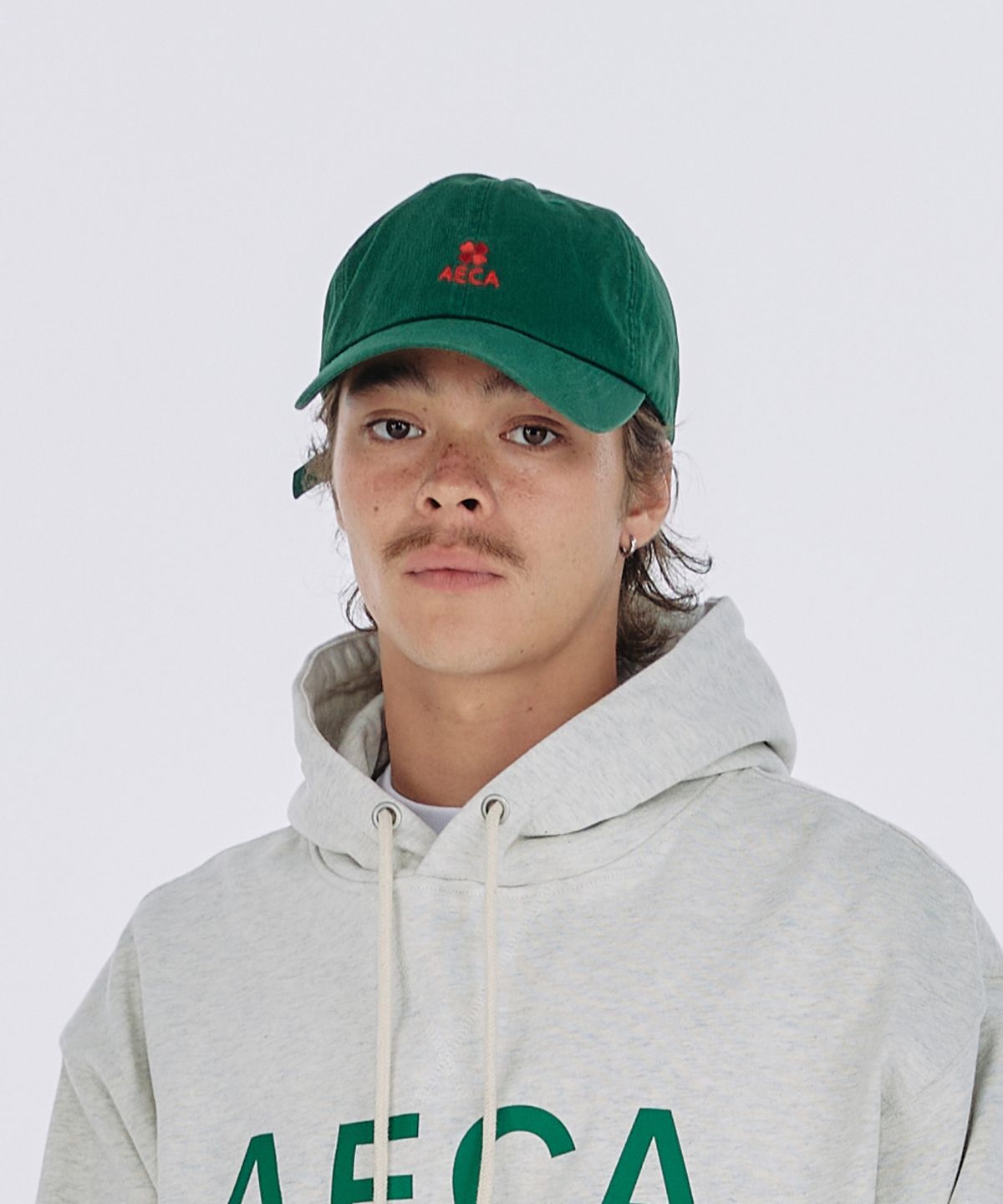 에이카화이트(AECA) AECA CLOVER LOGO CAP-GREEN