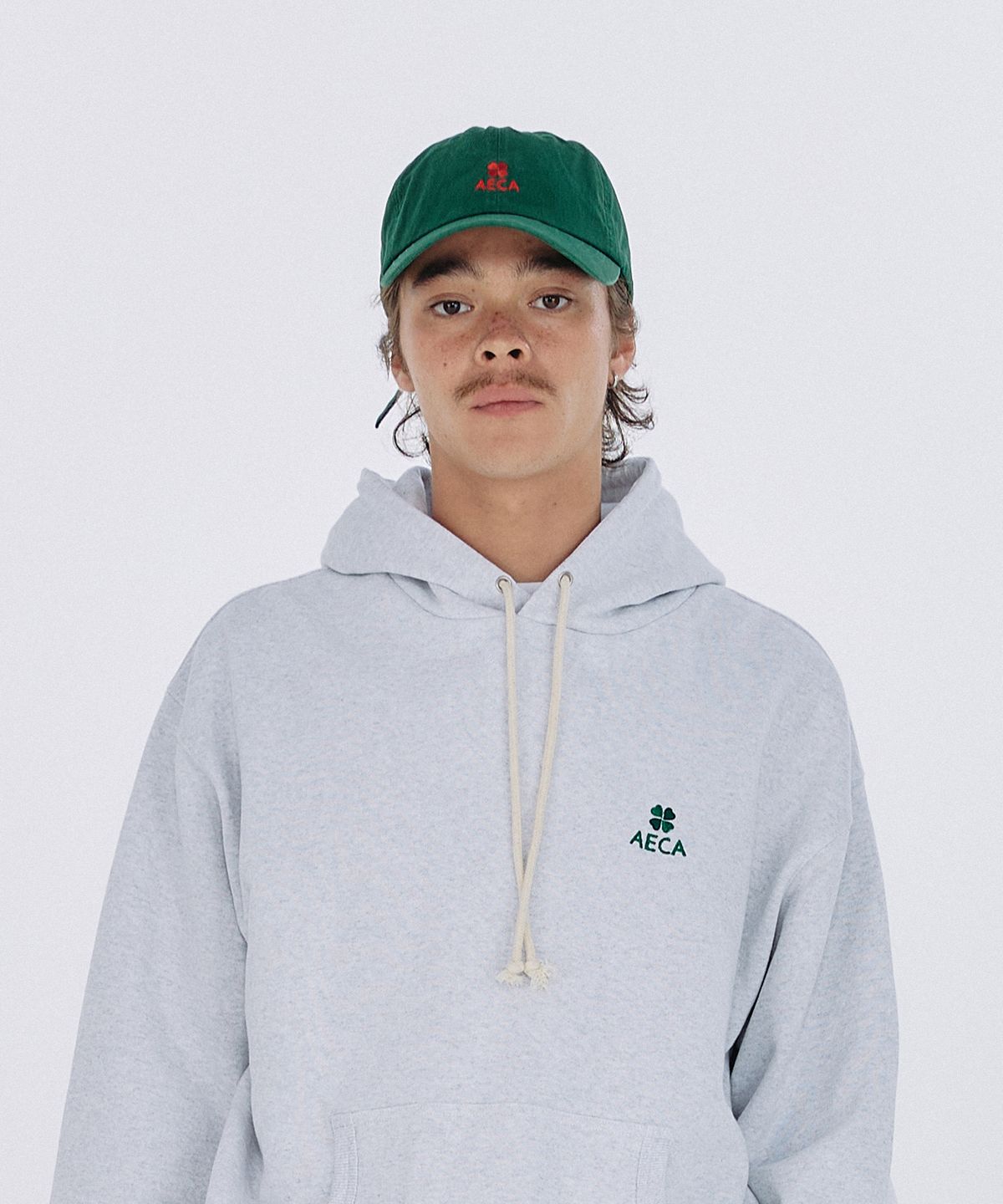 에이카화이트(AECA) AECA CLOVER LOGO CAP-GREEN