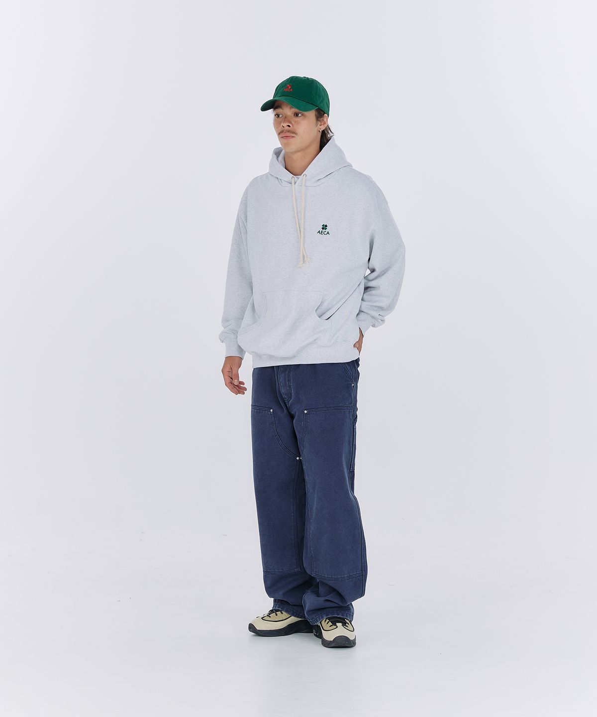에이카화이트(AECA) EVERYDAY AECA CLOVER HOODIE-BLACK