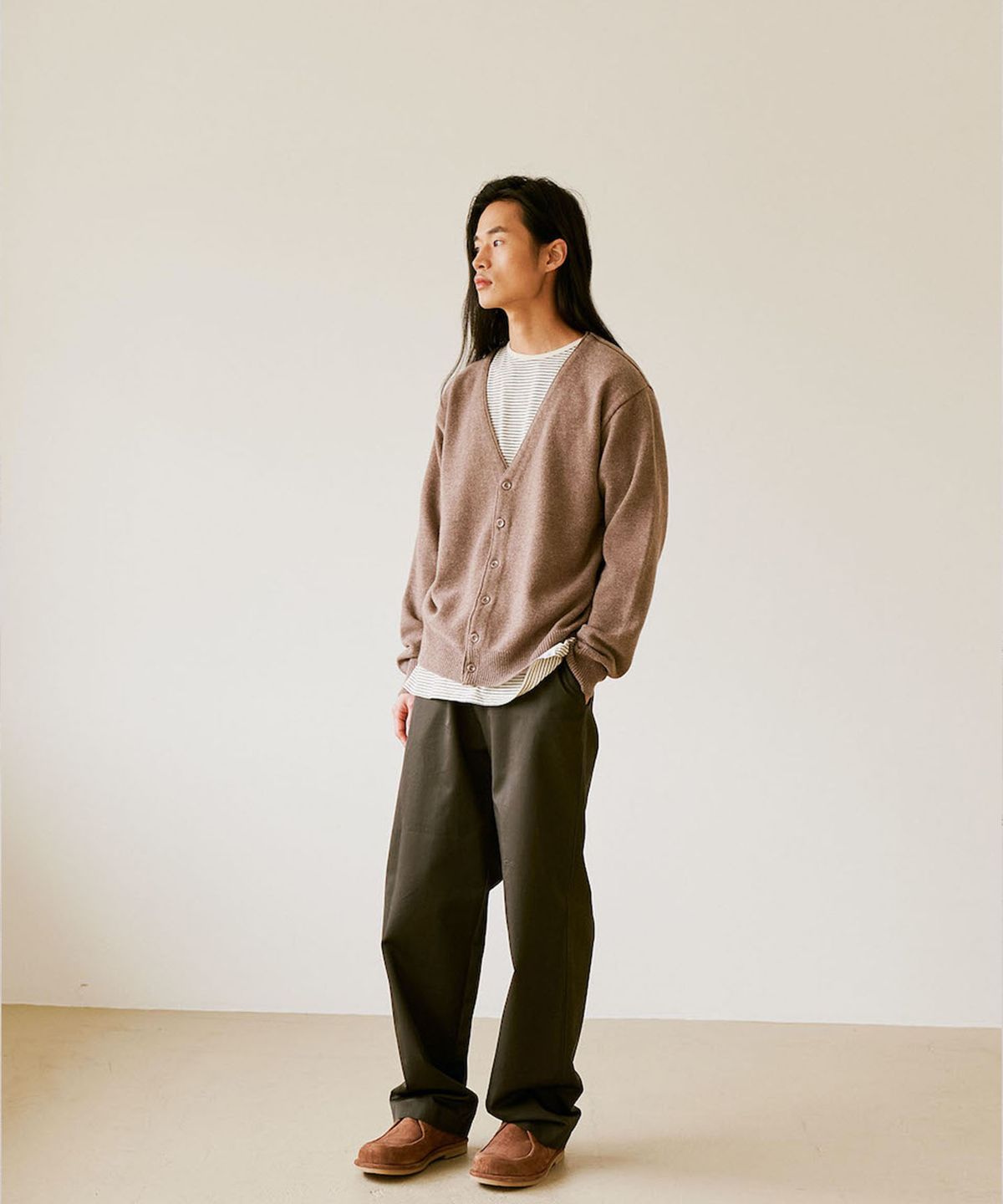 아우로(OURO) BASIC CHINO PANTS [ CHARCOAL ]