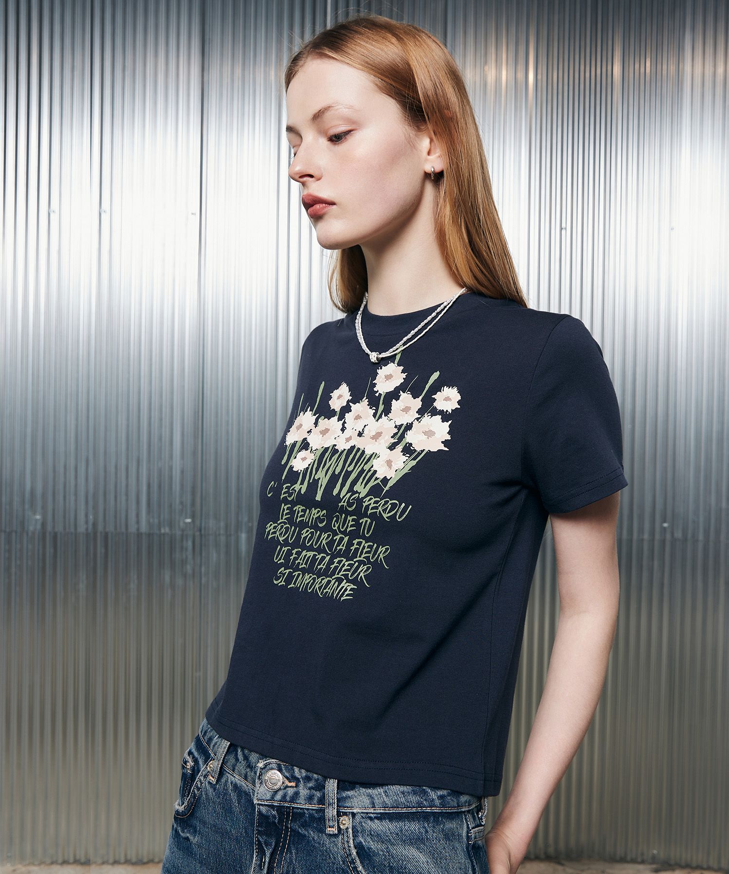 LARTIGENT★韓国★人気★L2 GRASS FLOWER T-SHIRT 2色 半袖T LARTIGENT☆韓国☆人気☆L2 GRASS FLOWER T-SHIRT 2色 半袖T