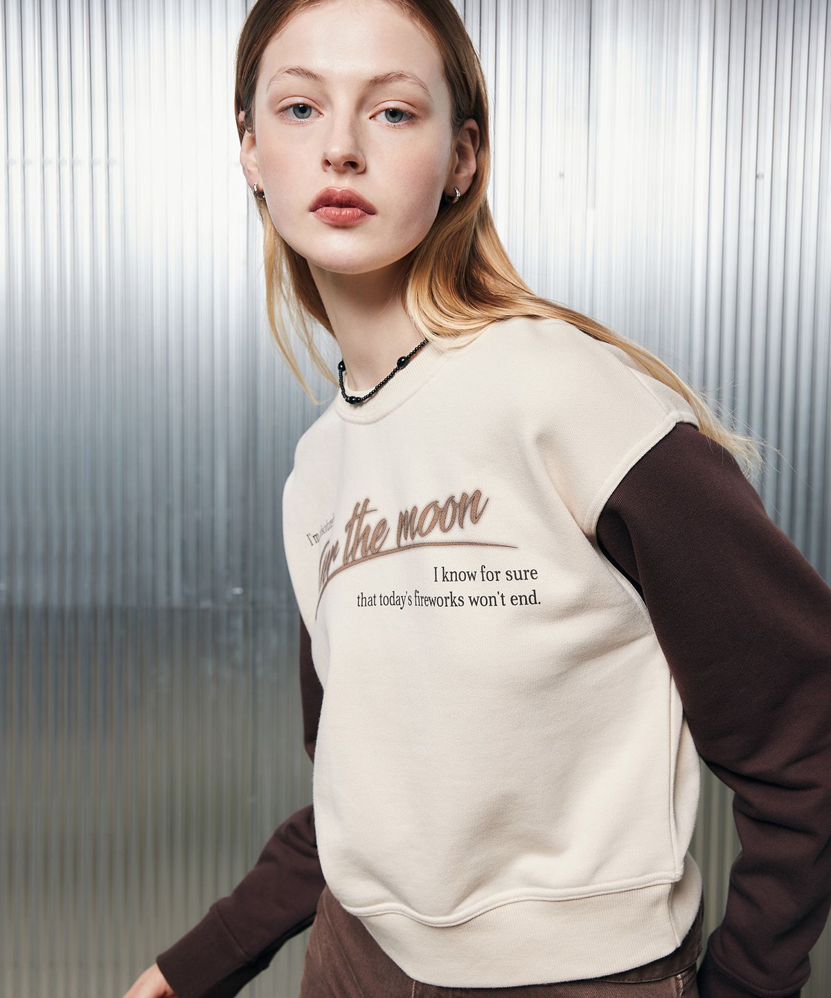 라티젠(LARTIGENT) L2 THE MOON SWEATSHIRT(BROWN)