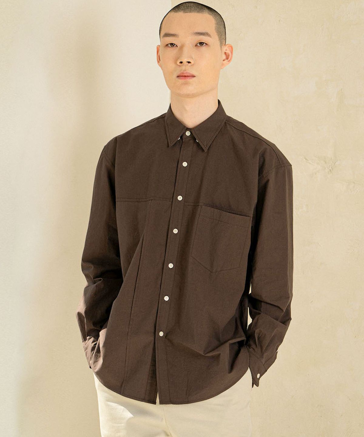 아우로(OURO) POCKET TUCK COTTON SHIRTS [ CHARCOAL ]