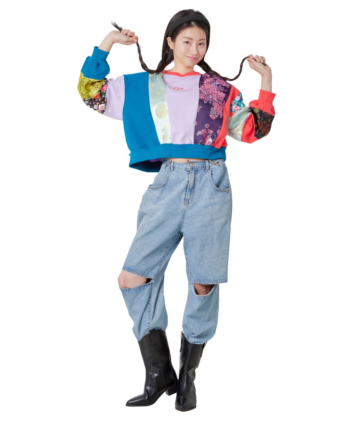 티니타이거(TEENYTIGER) 한국원단 패치 세미 크롭 티
