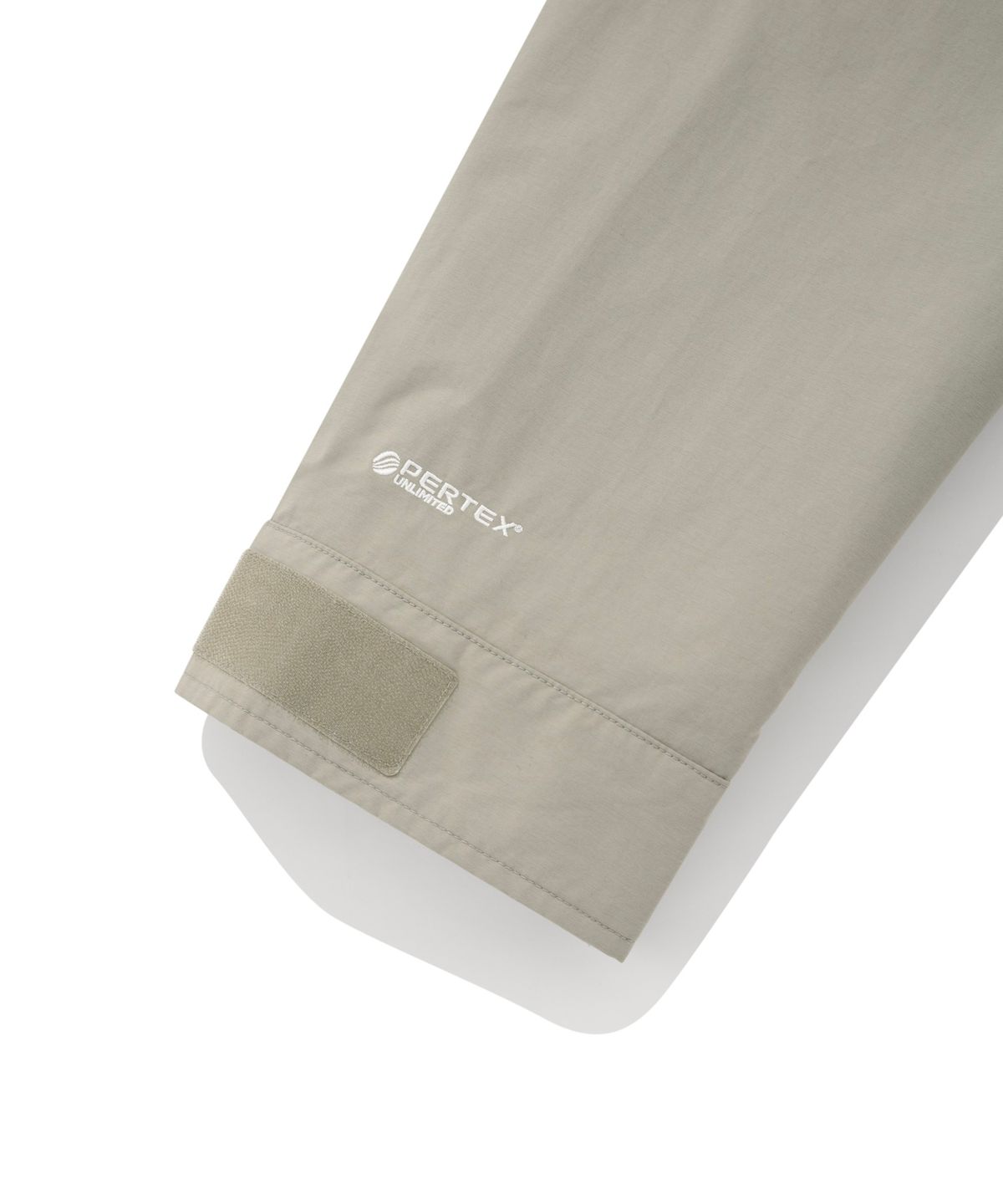 커버낫(COVERNAT) PERTEX 스탠 카라 쉘 파카 베이지