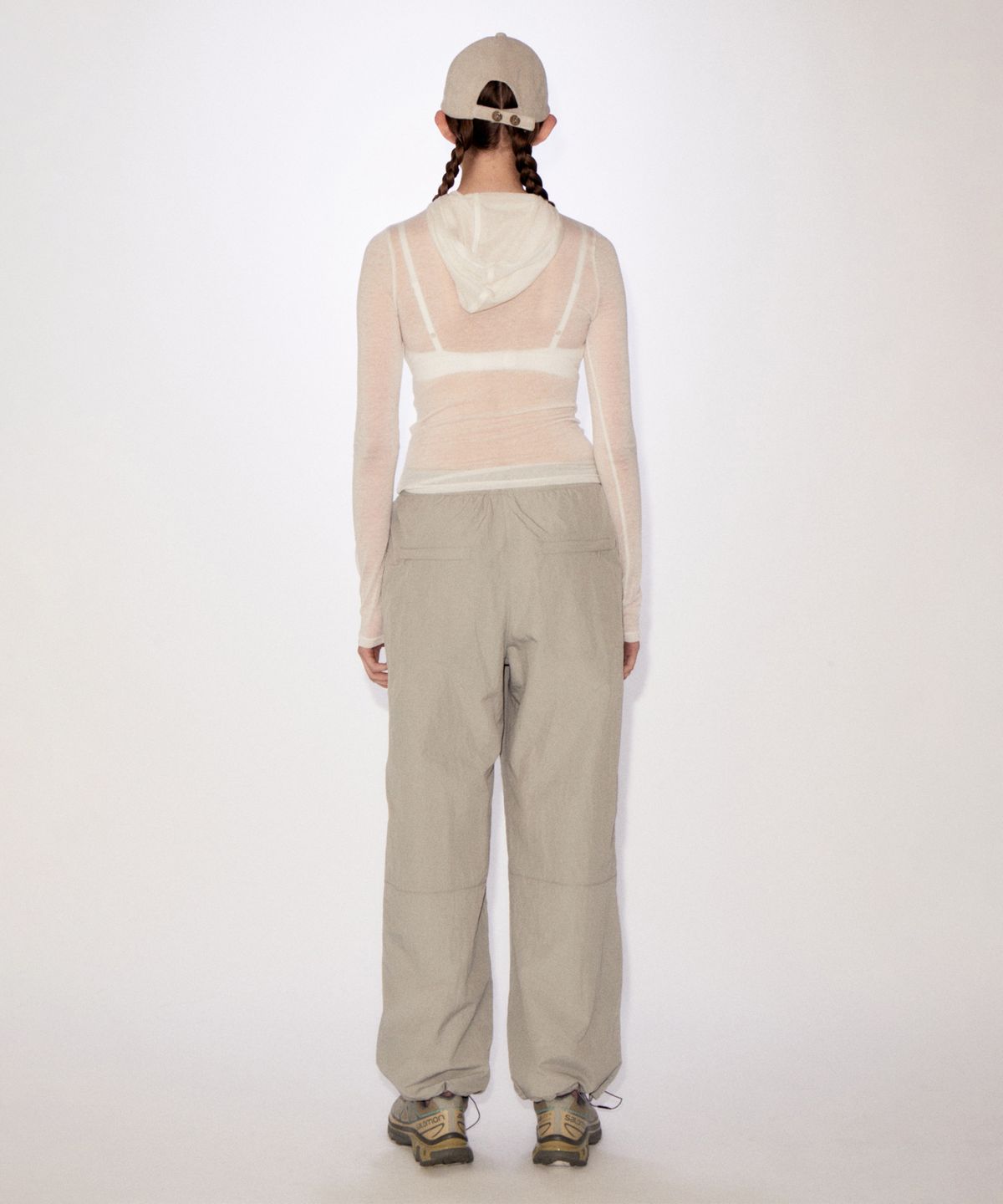 레스트앤레크레이션(REST&RECREATION) RR SEE THROUGH HOOD IVORY