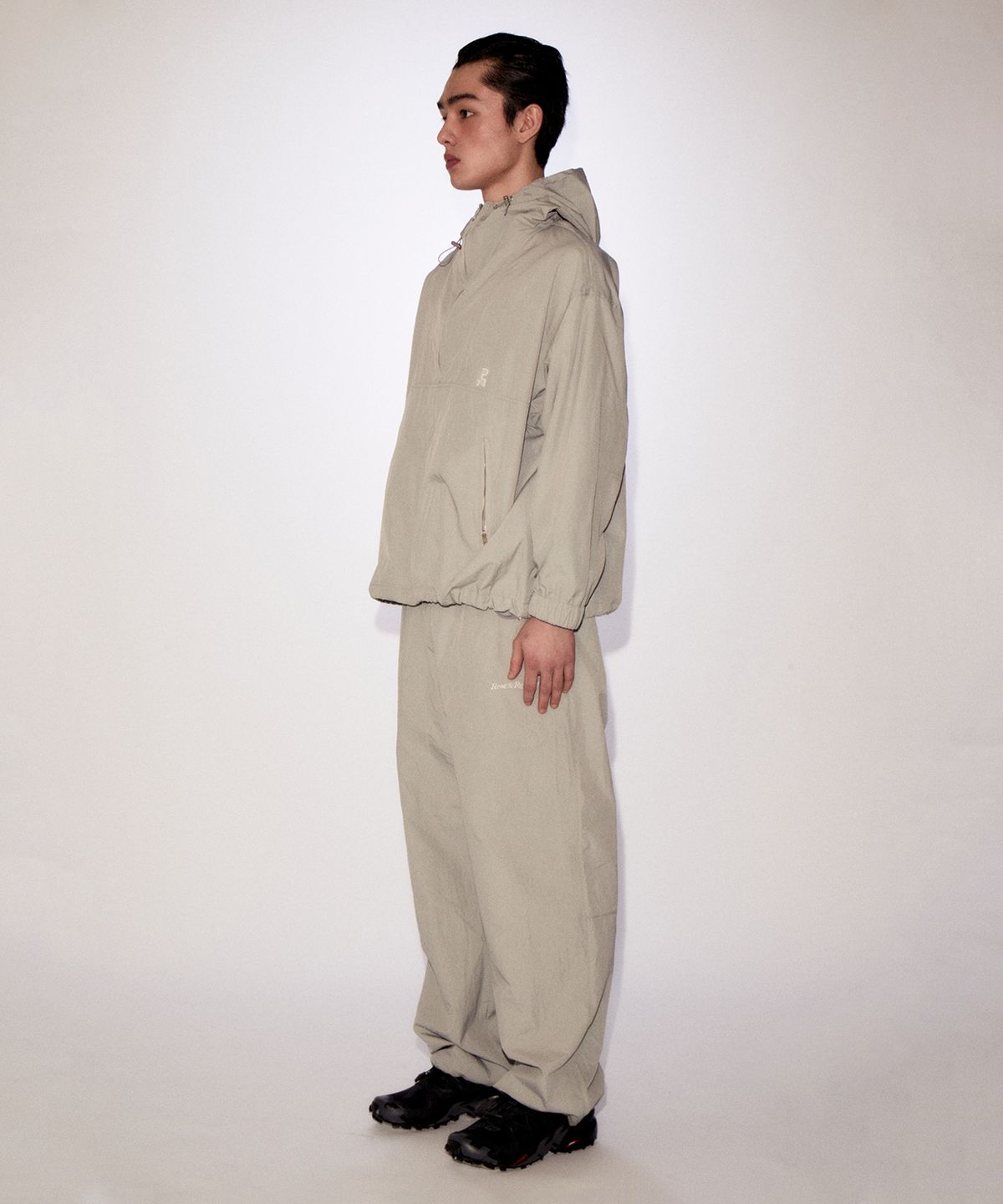 레스트앤레크레이션(REST&RECREATION) RR NYLON ANORAK LIGHTGREY