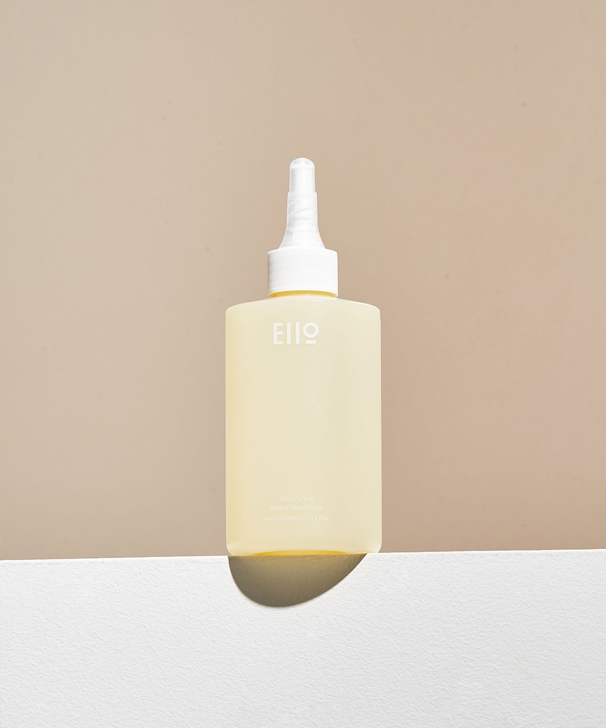 이아이오(EIIO) 실키 글로우 워터 트리트먼트 220ml