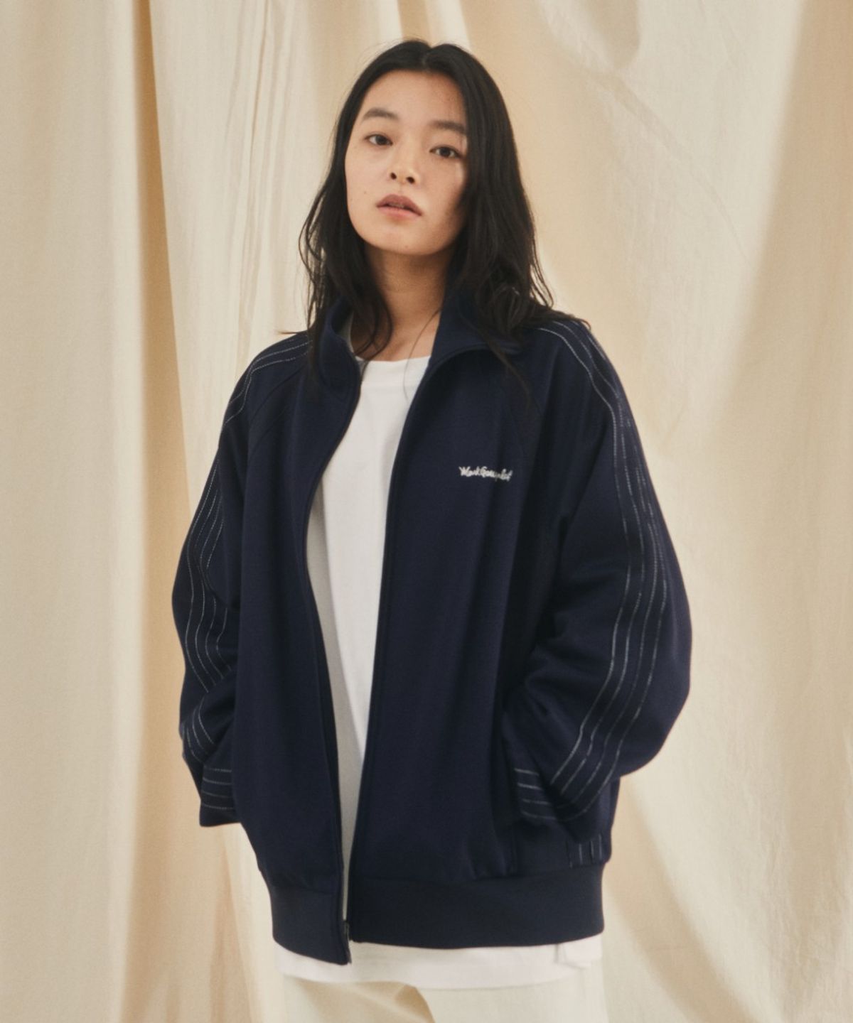 마크곤잘레스(MARK GONZALES) SIGN LOGO TAPE DETAIL TRACK JACKET - NAVY
