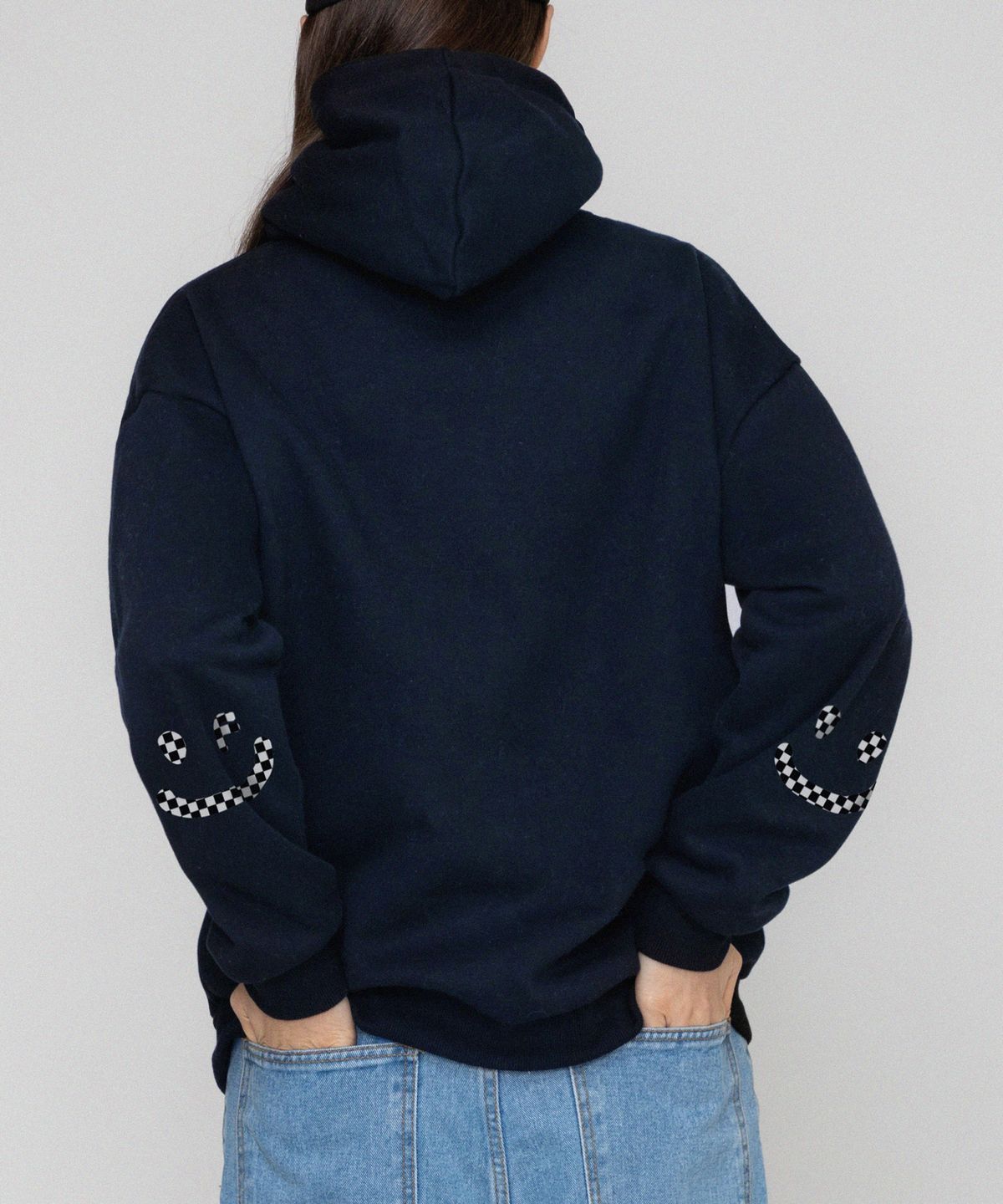 그레이버(GRAVER) [UNISEX]엘보우 체커보드 드로잉스마일 후드티_네이비