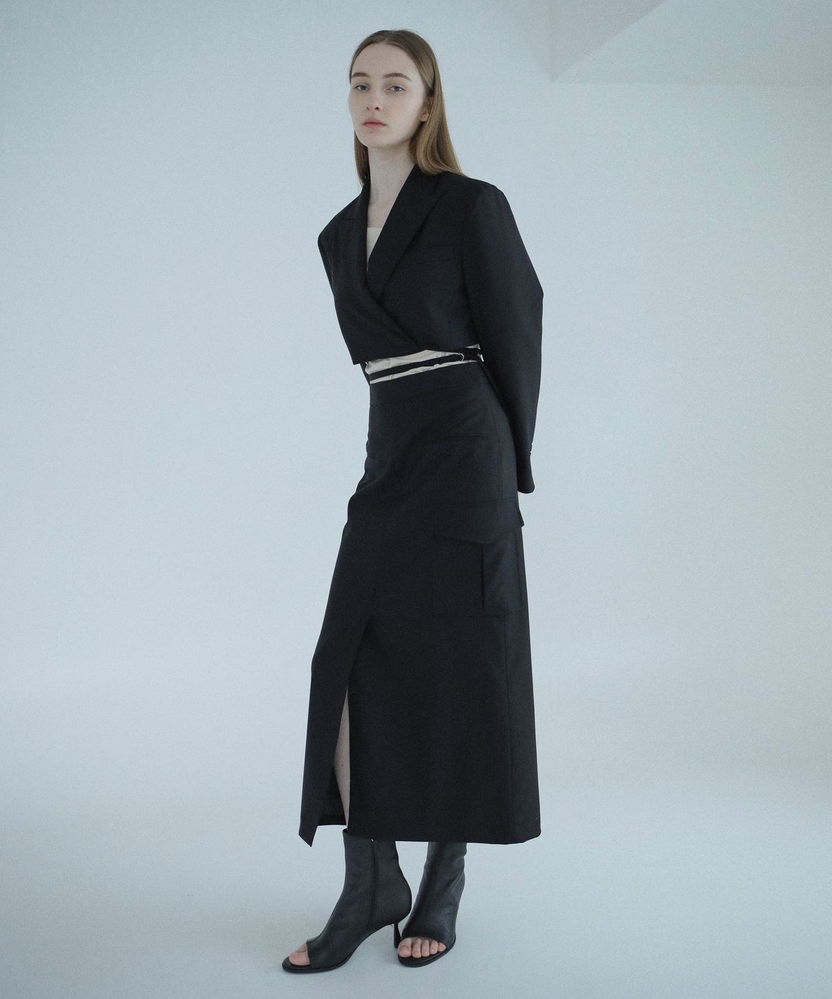 폴앤앨리스(PAUL&ALICE) POCKET MAXI SKIRT / BLACK