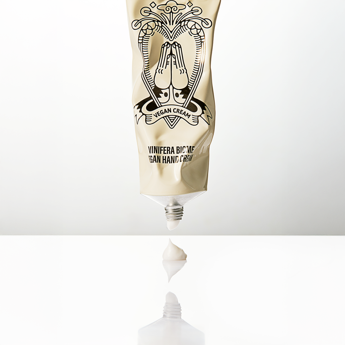 닥토브(DOCTOB) 비니페라 바이옴 비건 핸드크림 50ml