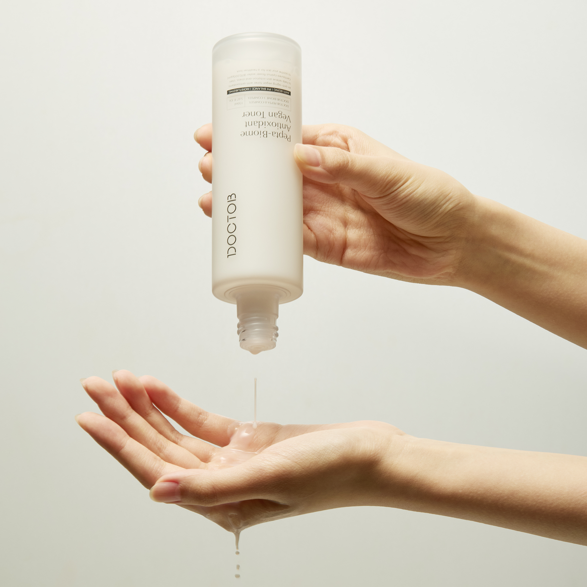 닥토브(DOCTOB) 펩타이드 바이옴 안티옥시던트 비건 토너 150ml