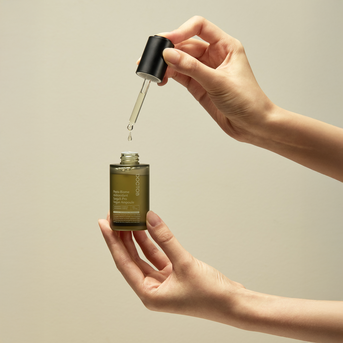 닥토브(DOCTOB) 펩타이드 바이옴 사가엑스 프로 비건 앰플 30ml