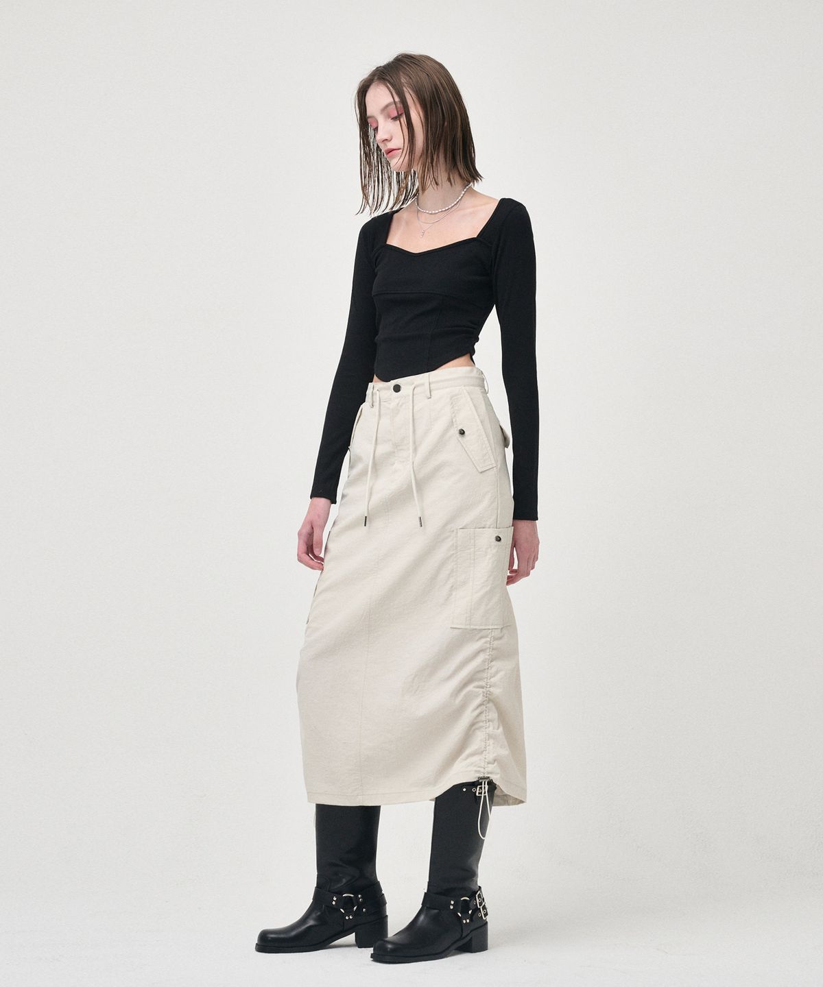 에트몽(ETMON) String Long Cargo Skirt, Cream