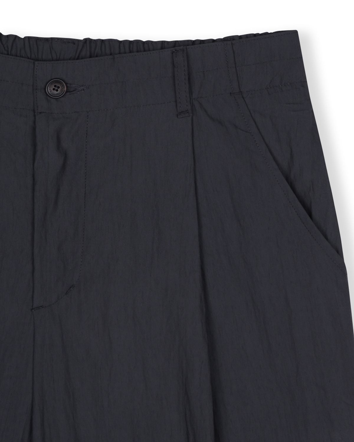 비슬로우(BESLOW) ONE TUCK TWIST SEAM BANDING PANTS CHARCOAL NAVY