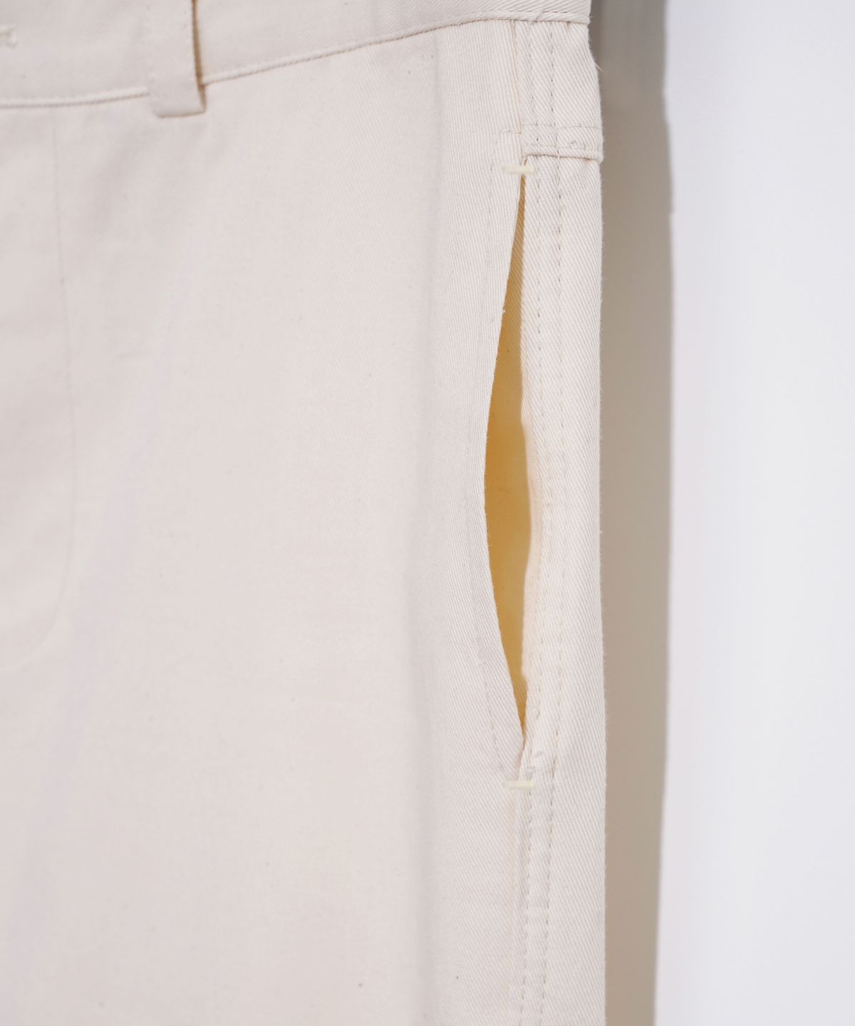 하드코어 해피니스(HARDCORE HAPPINESS) COTTON STRAIGHT BASIC PANTS_IVORY