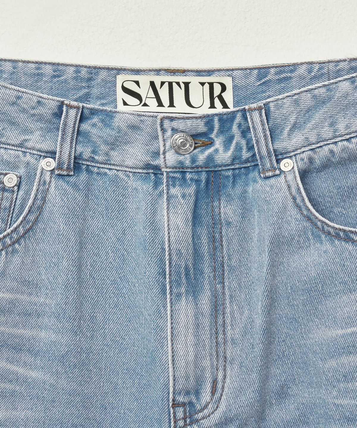 세터(SATUR) 가봉 데님 버뮤다 팬츠 라이트 블루