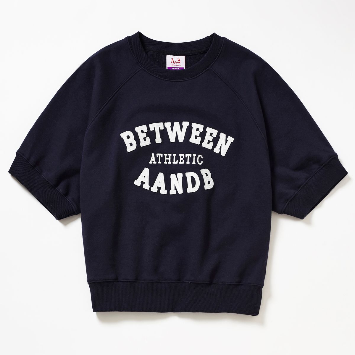 비트윈에이앤비(BETWEEN A AND B) 레글런 반팔 스웨트셔츠 [네이비]