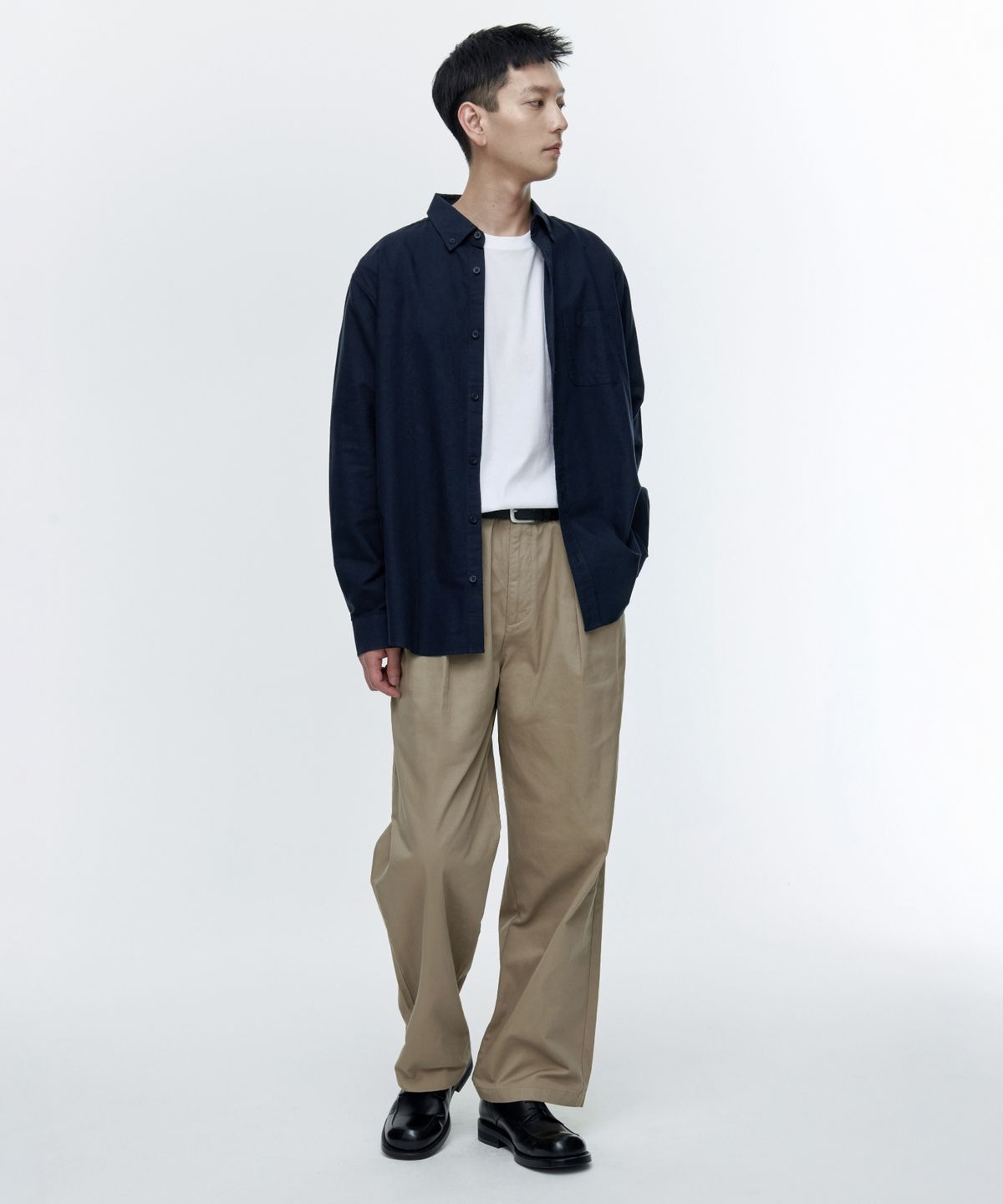 무신사 스탠다드(MUSINSA STANDARD) 리버스 투 턱 와이드 치노 팬츠 [베이지]