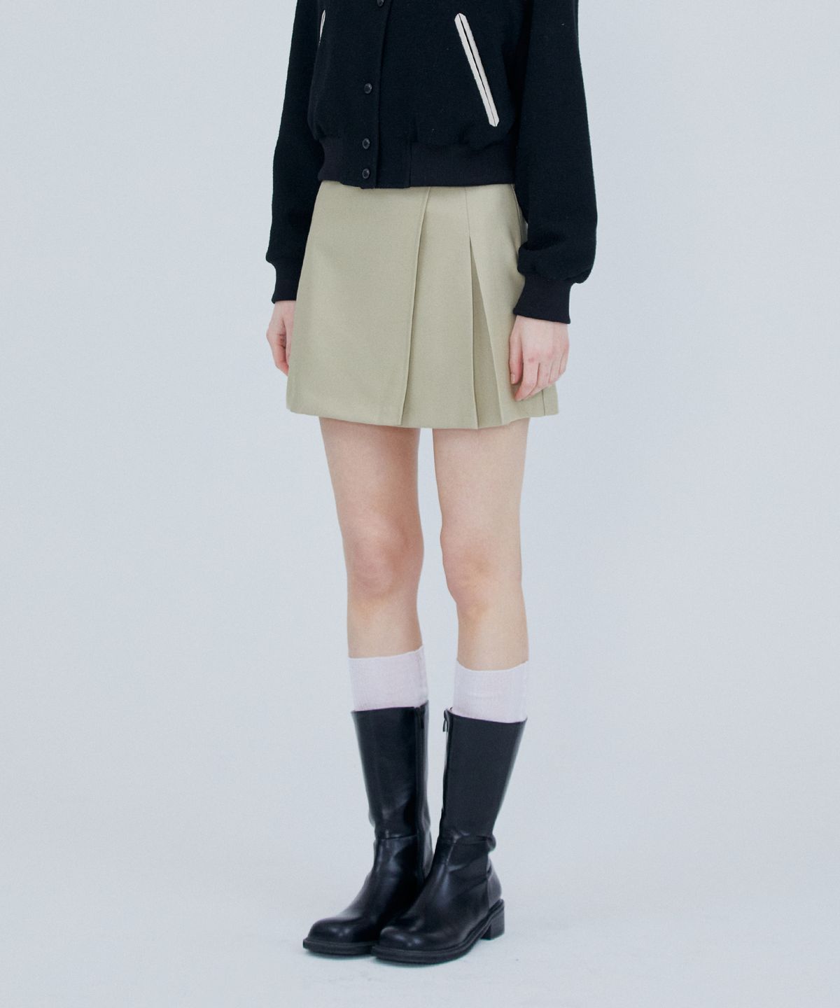 핀블랙(PINBLACK) 하프 플리츠 스커트 (2 COLOR)