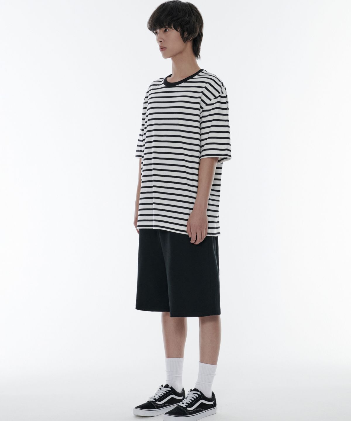 무신사 스탠다드(MUSINSA STANDARD) 바스켓볼 스웨트 쇼츠 [블랙]