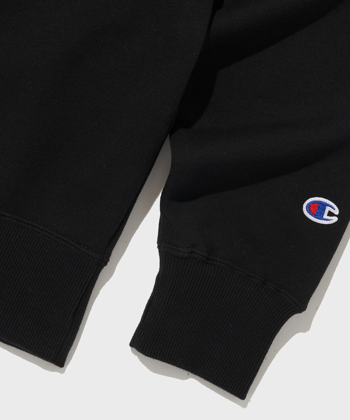챔피온(CHAMPION) C로고 크루넥 스웨트셔츠 Black