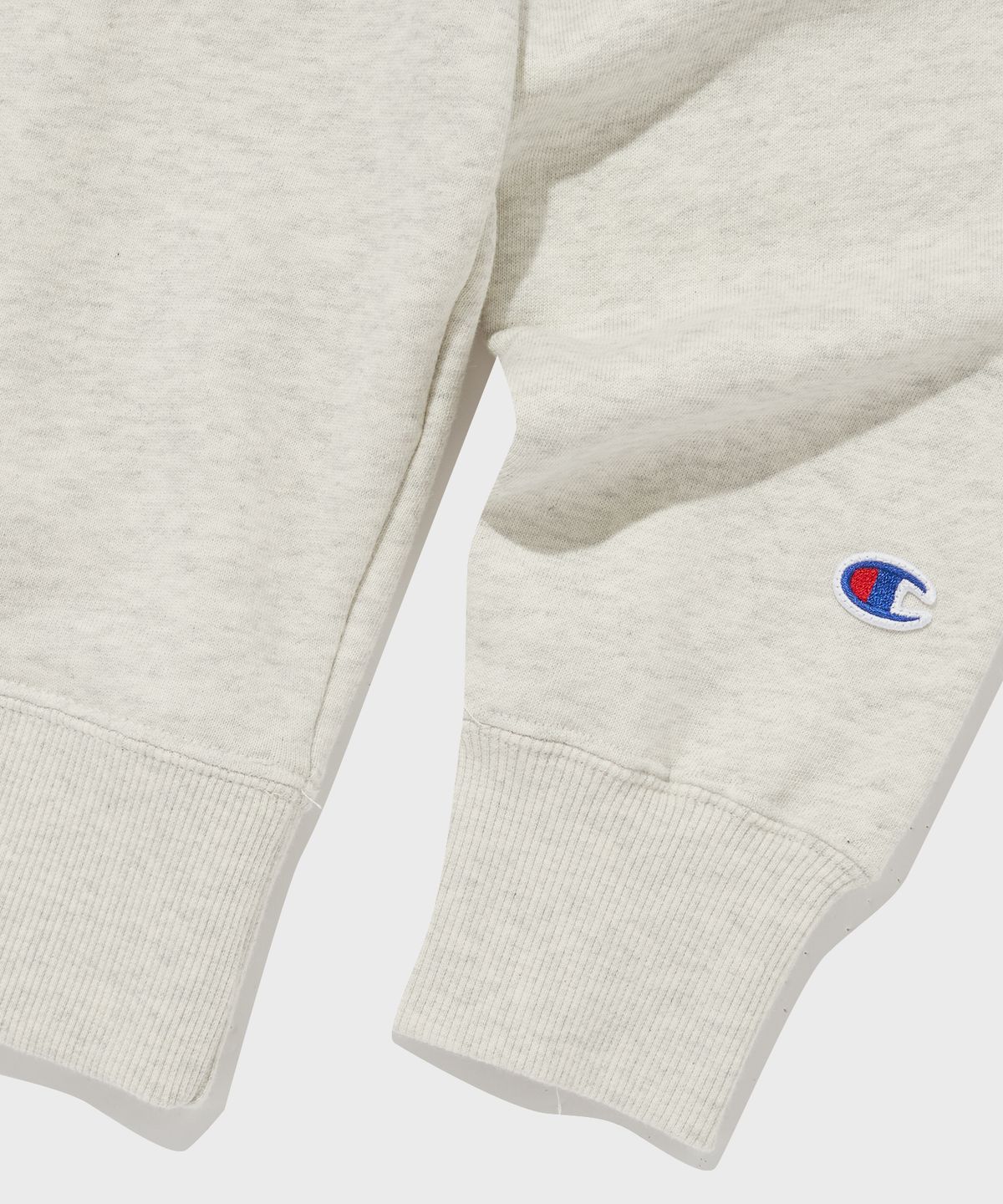 챔피온(CHAMPION) C로고 크루넥 스웨트셔츠 Cream