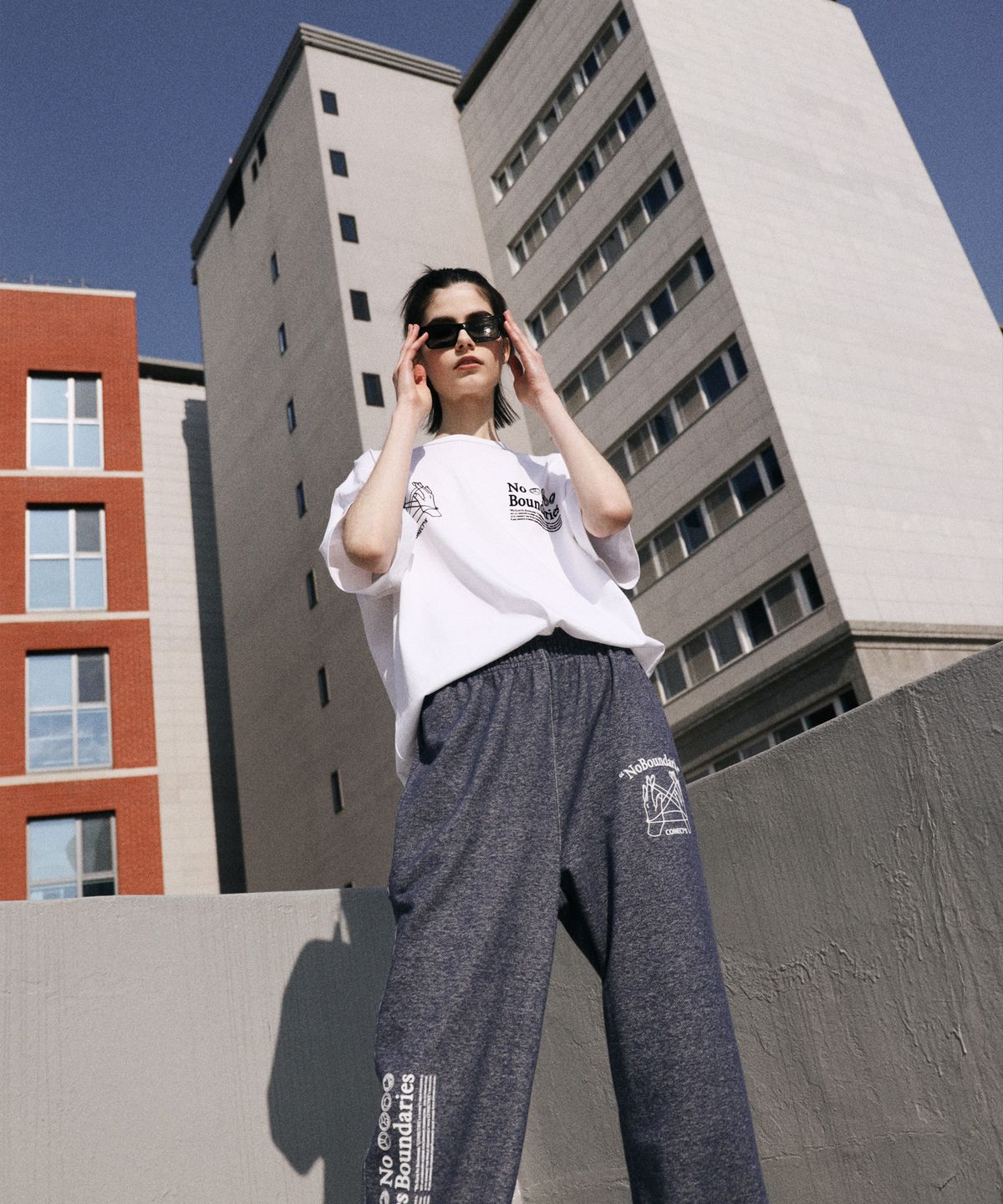 커넥트엑스(CONECTX) No Boundaries Indigo Double Logo Sweatpants
