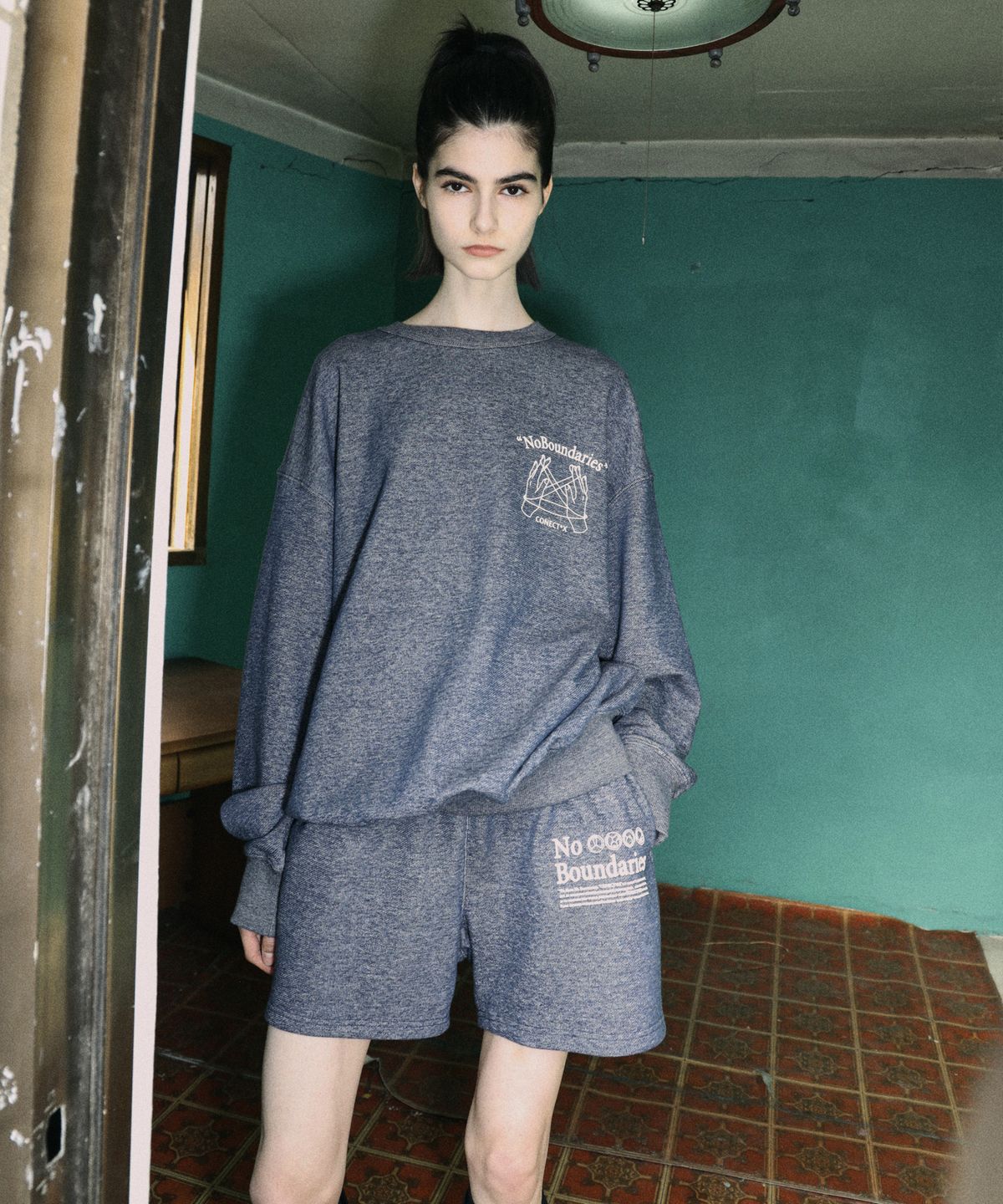 커넥트엑스(CONECTX) No Boundaries Indigo Classic Sweatshirt