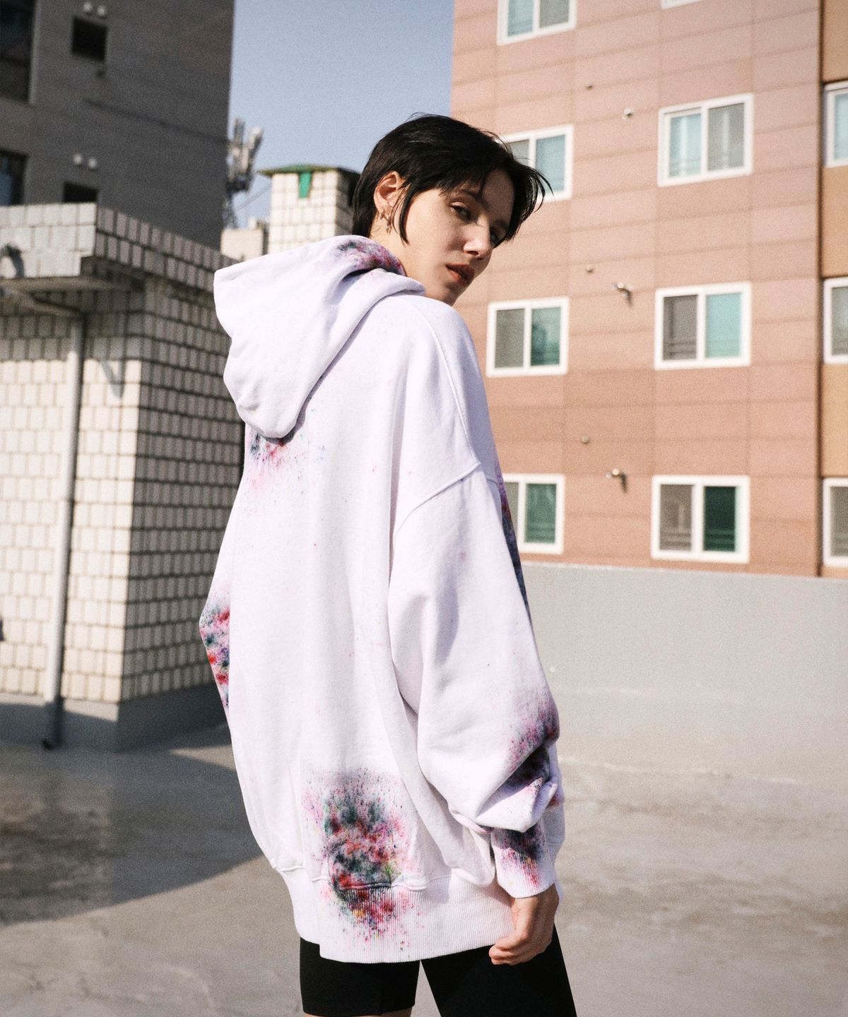 커넥트엑스(CONECTX) No Boundaries Hand Spray Dyed Hoodie (multi/white ver.)