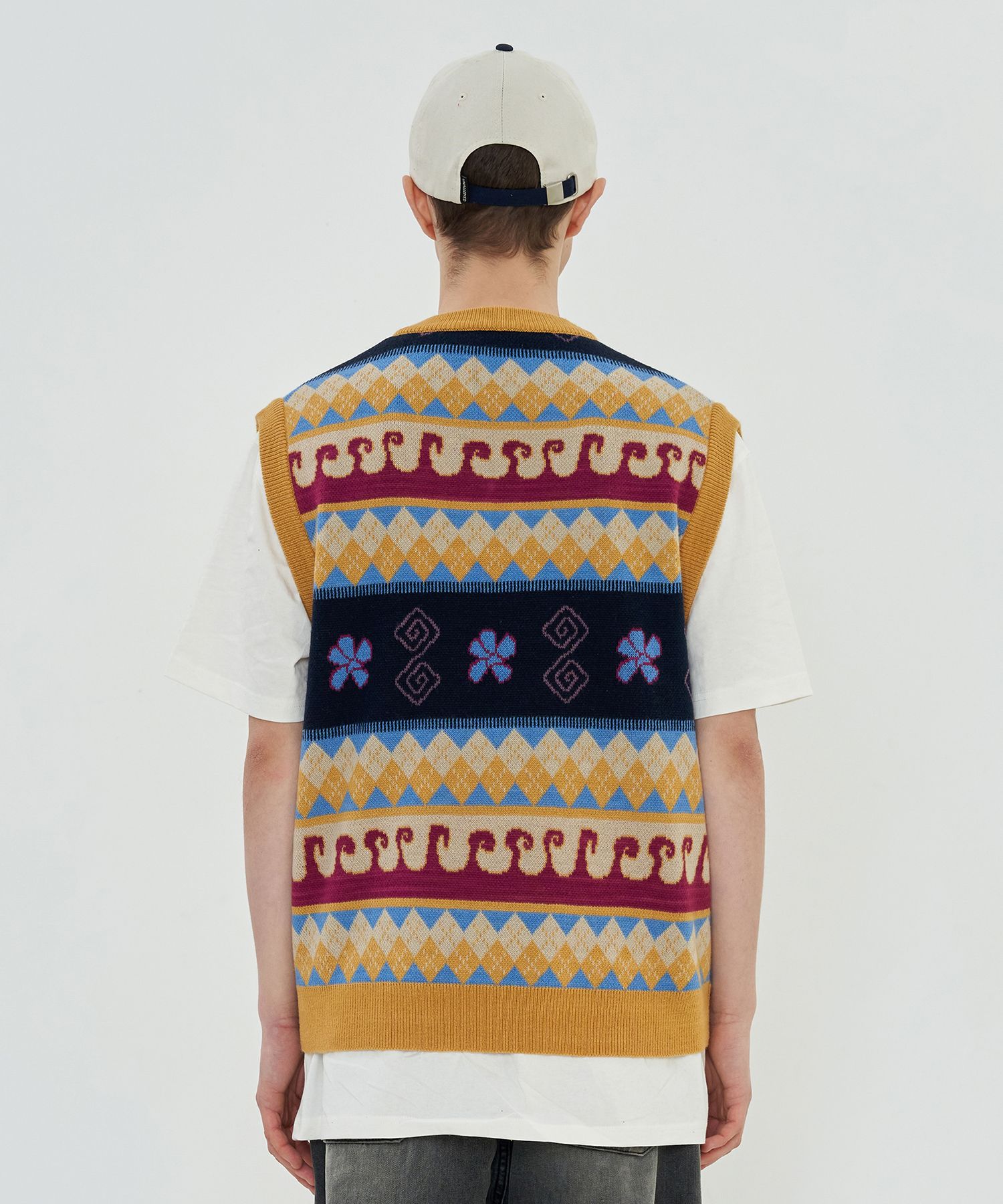 MUSINSA公式 | UNALLOYED Argyle Flower Knit Vest / Yellow