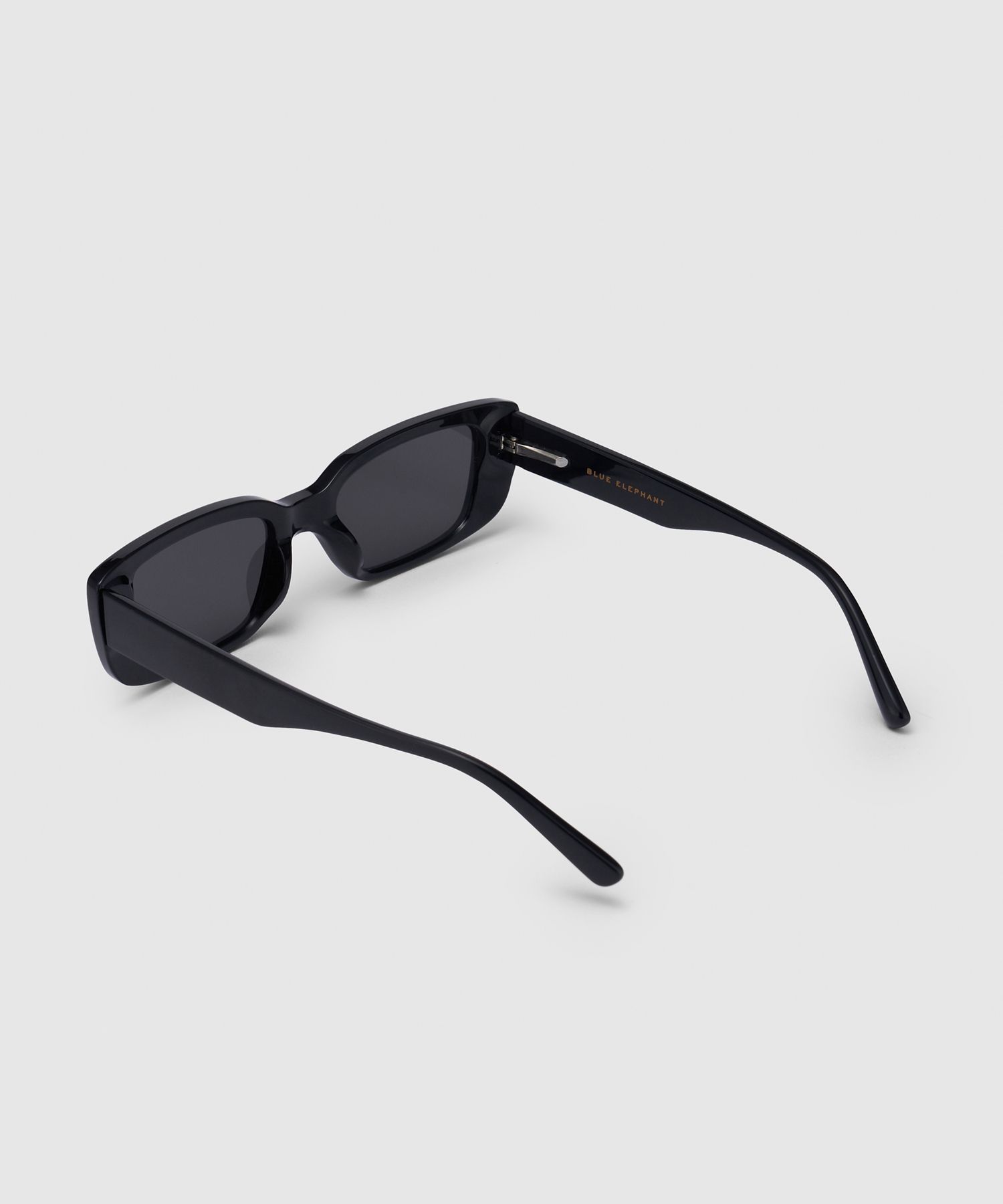 MUSINSA | BLUE ELEPHANT MUI black