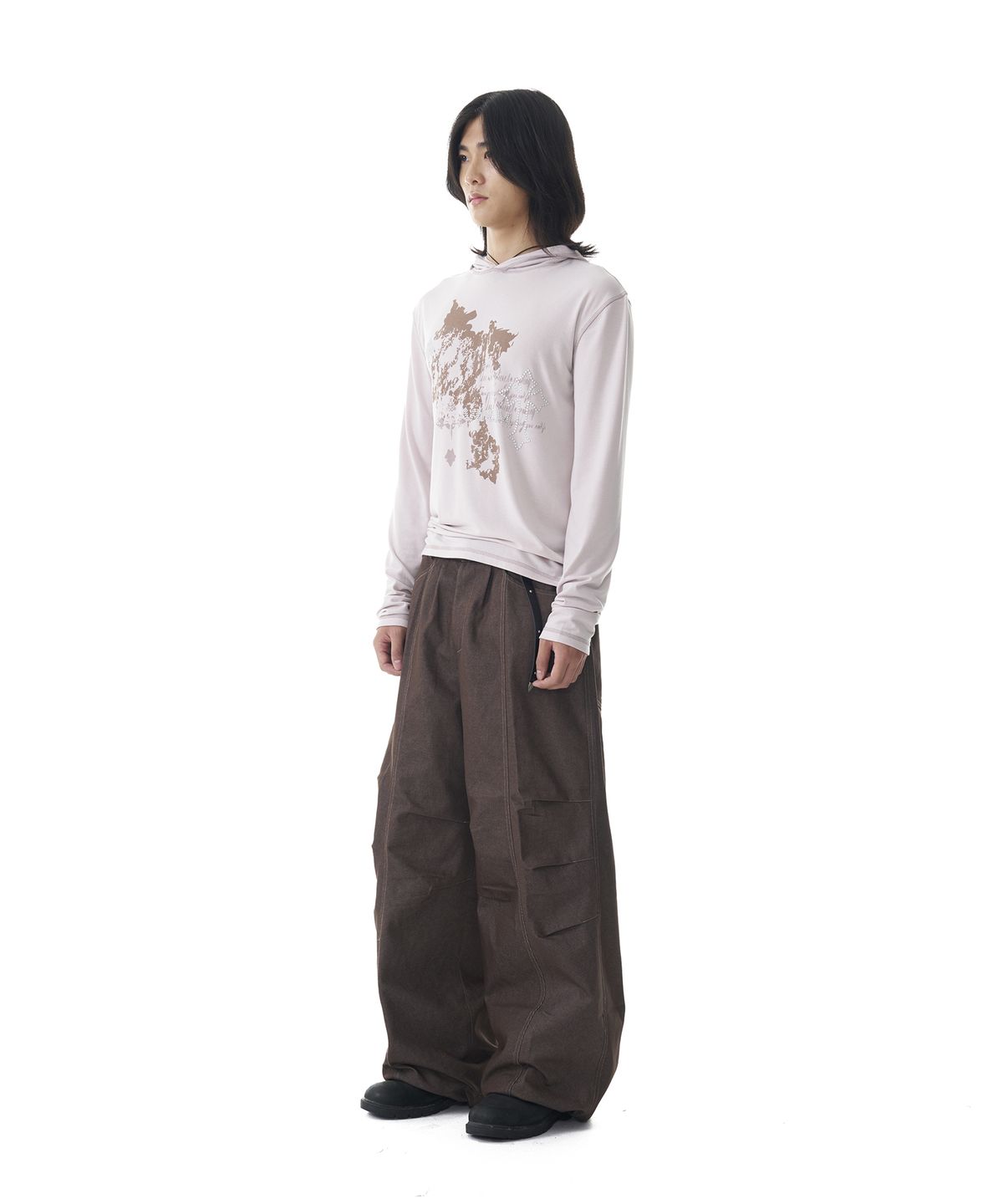아캄(AAKAM) Knee Pin-tuck Printed Denim Pants (Brown)