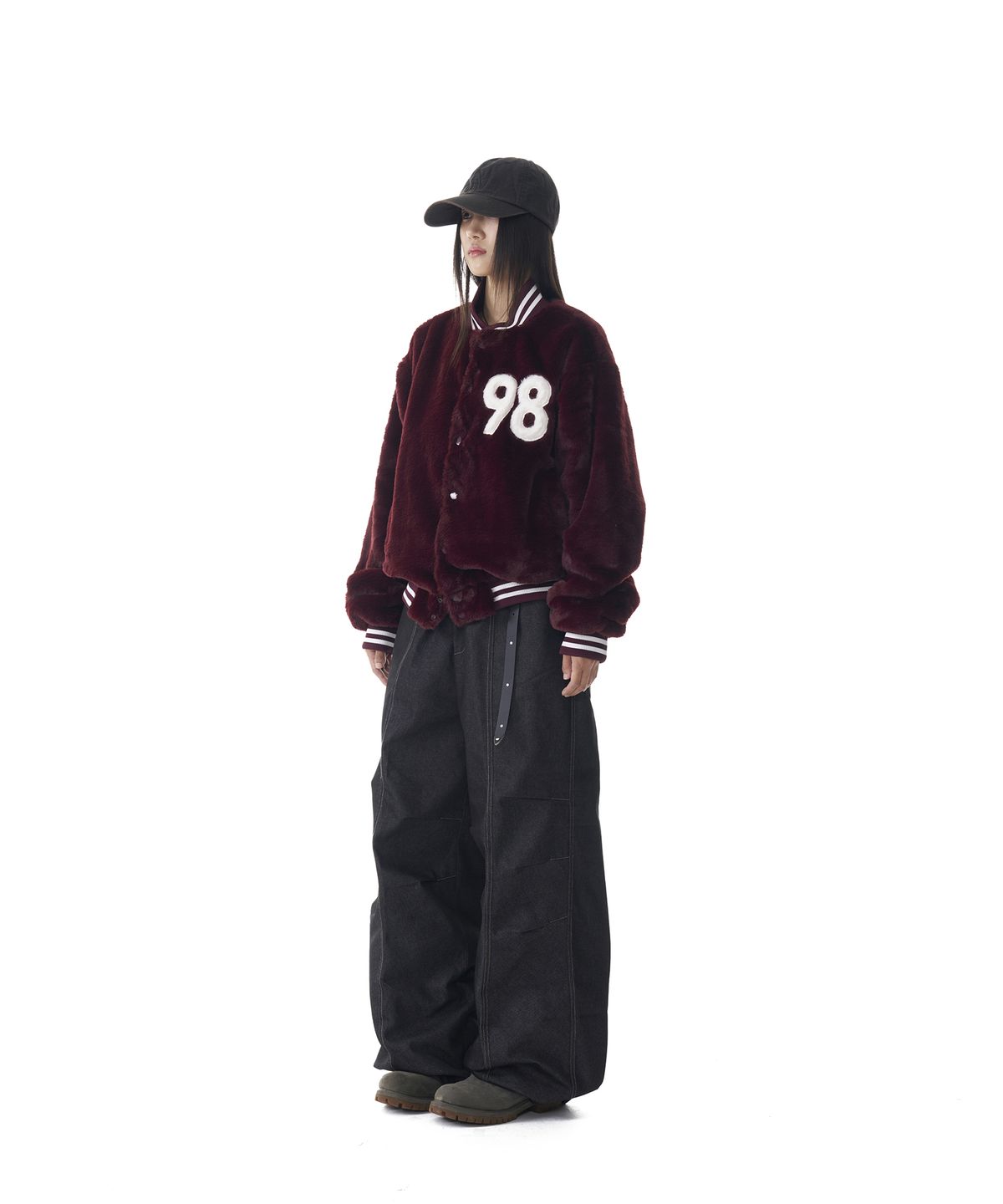 아캄(AAKAM) Knee Pin-tuck Printed Denim Pants (Black)
