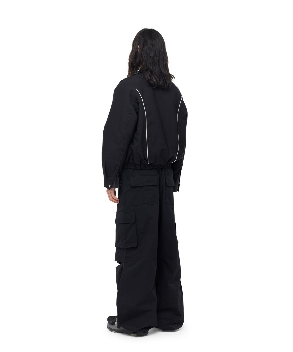아캄(AAKAM) Knee Slit Cargo Pants (Black)